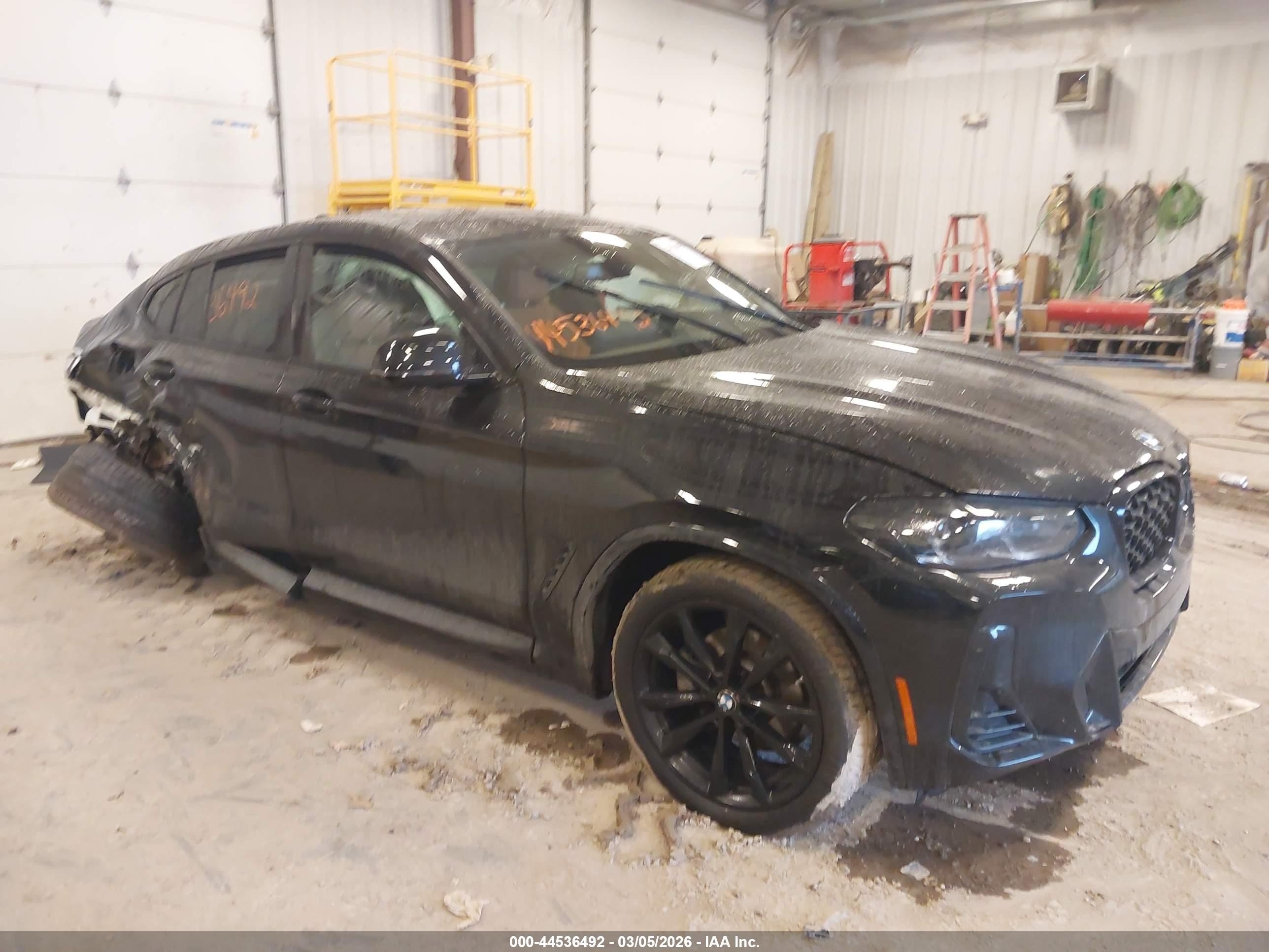 2025 BMW X4 xDrive30i, VIN 5UX33DT04S9138855 — Side