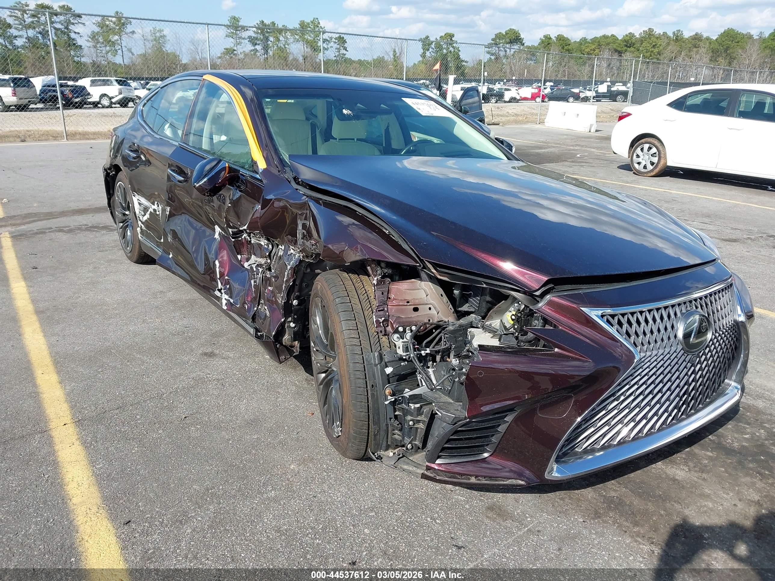 2020 Lexus LS 500, VIN JTHG5LGF7L5007562 — Side