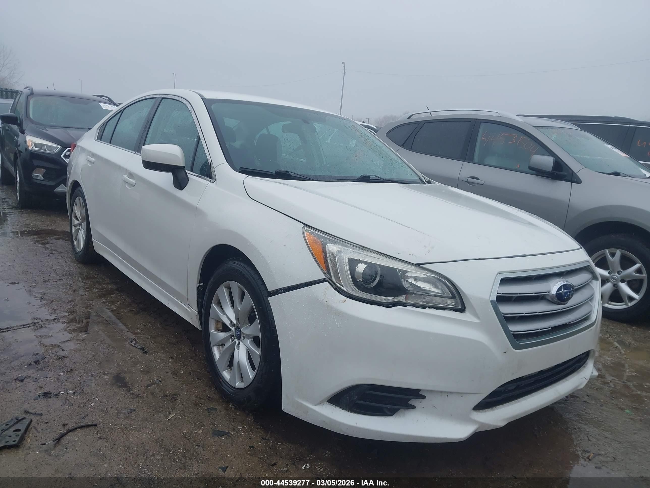 2017 Subaru Legacy Premium, VIN 4S3BNAC60H3050682 — Front end