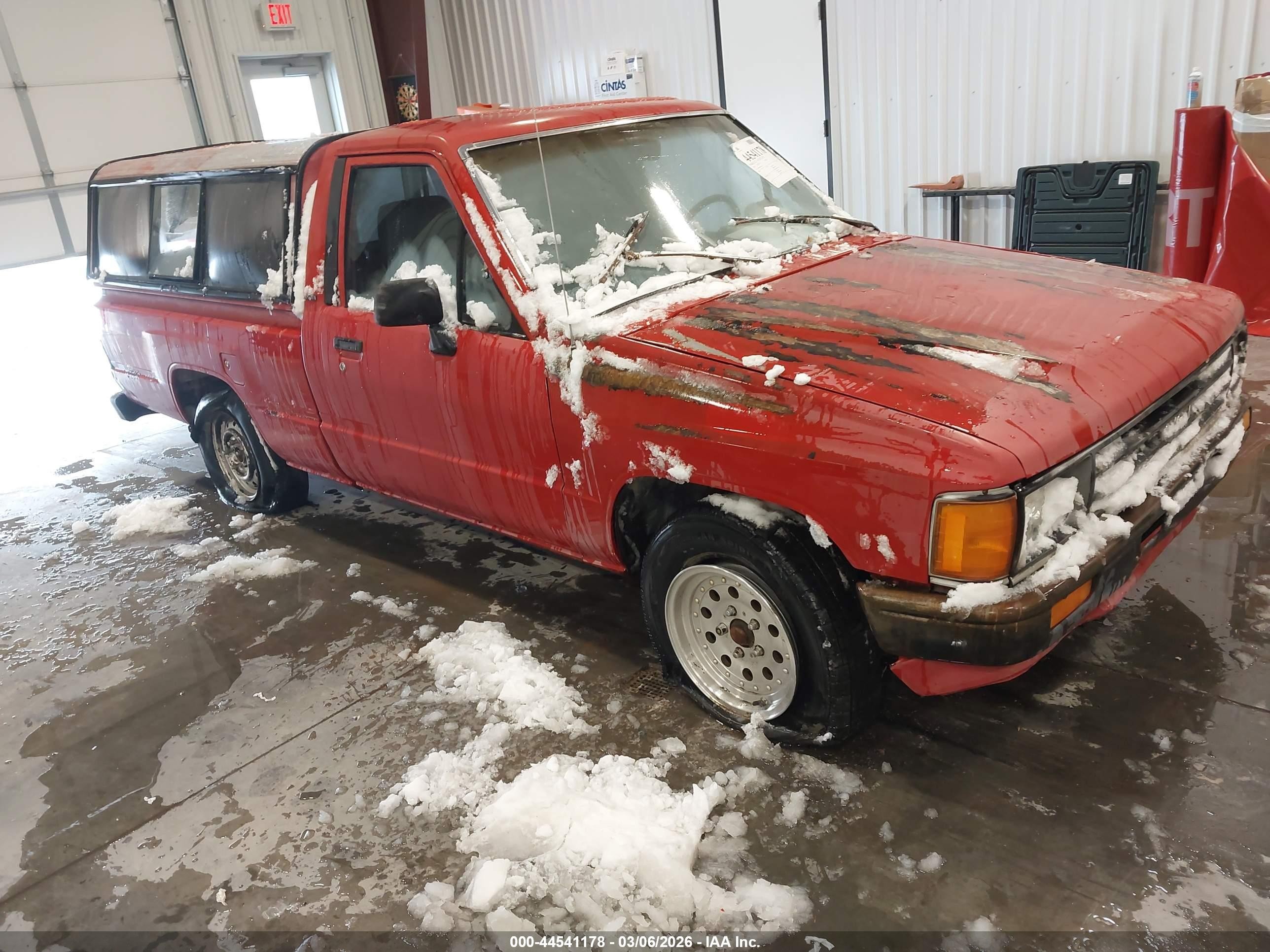 1988 Toyota Pickup, VIN JT4RN50R2J5136137 — Mechanical