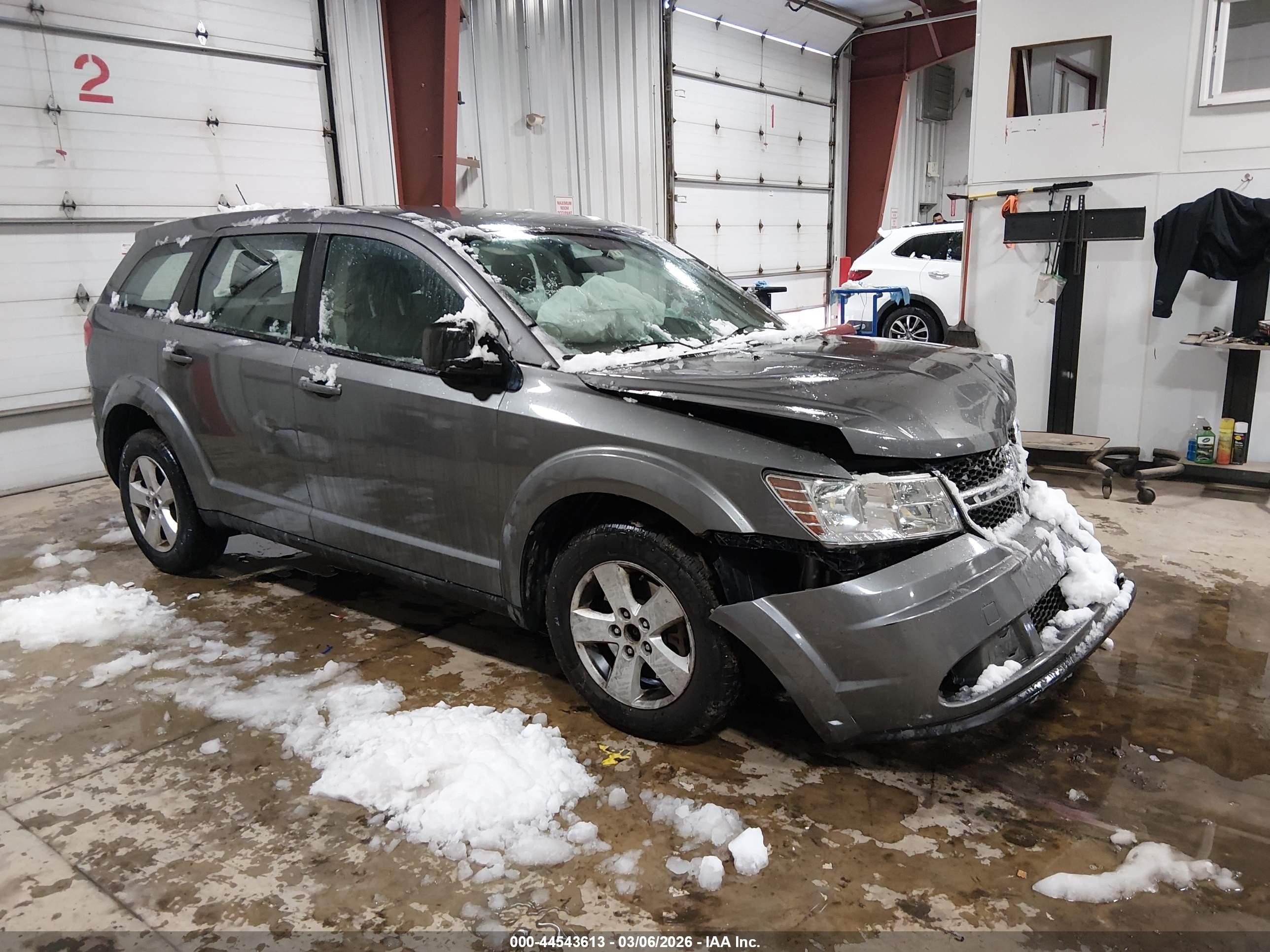 2013 Dodge Journey American Value, VIN 3C4PDCABXDT602966 — Front end