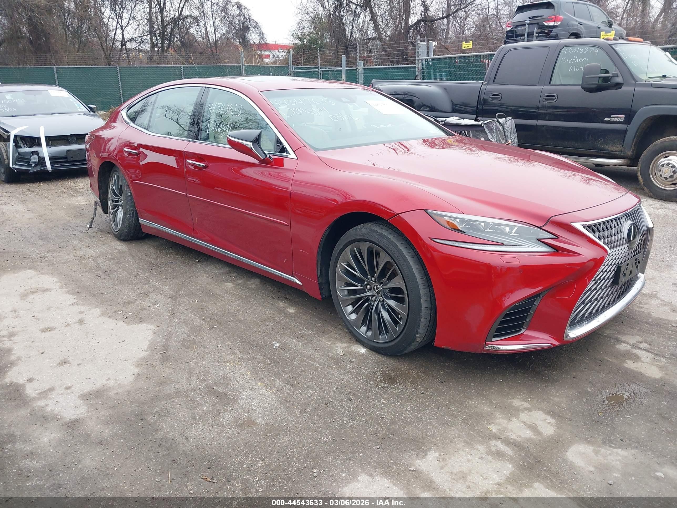 2019 Lexus LS 500, VIN JTHC51FF9K5006092 — Rear end