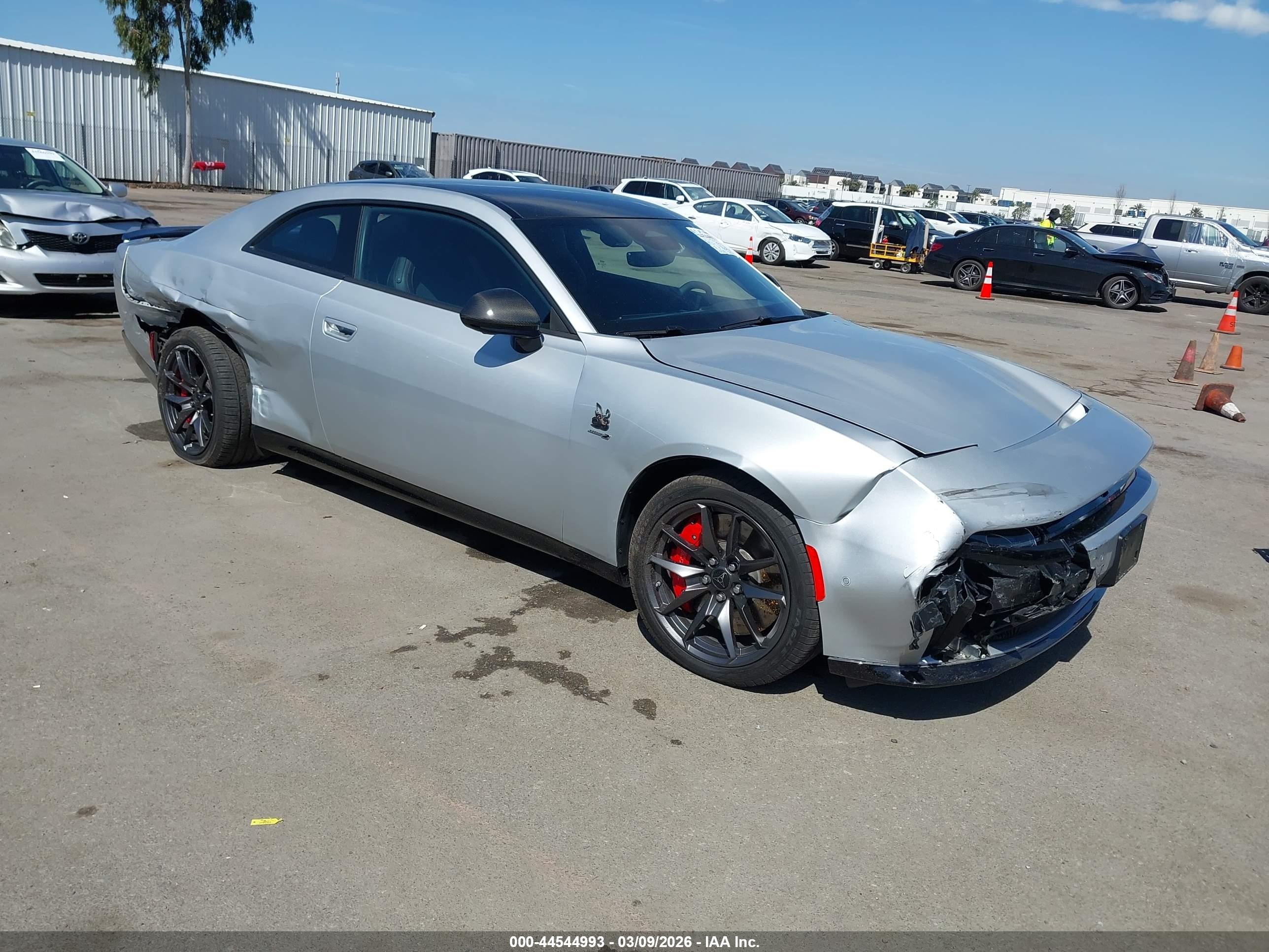 2024 Dodge Charger Scat Pack, VIN 2C3CDBDK2RR205433 — Front end