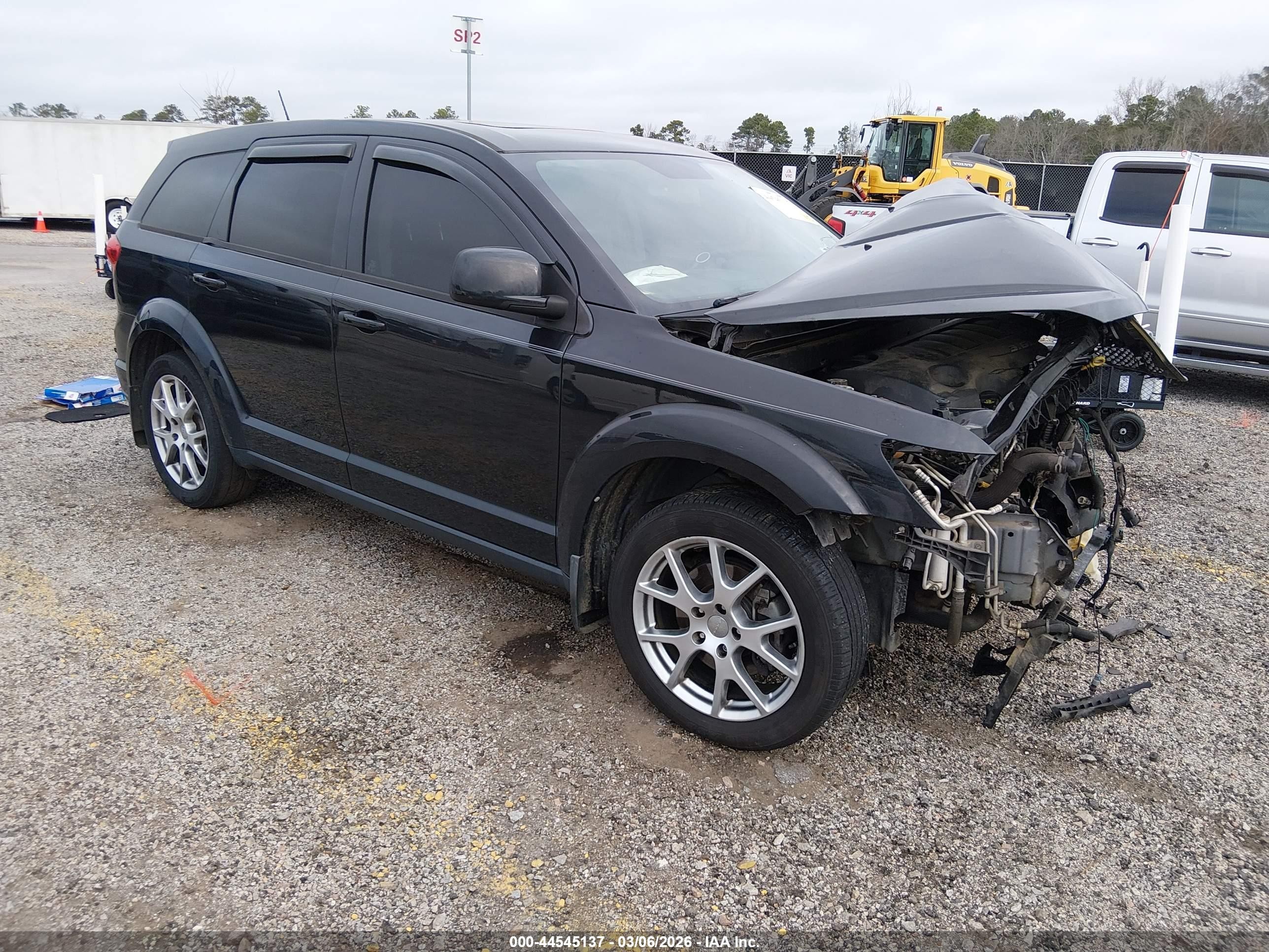 2013 Dodge Journey R/T, VIN 3C4PDCEG2DT596554 — Front end