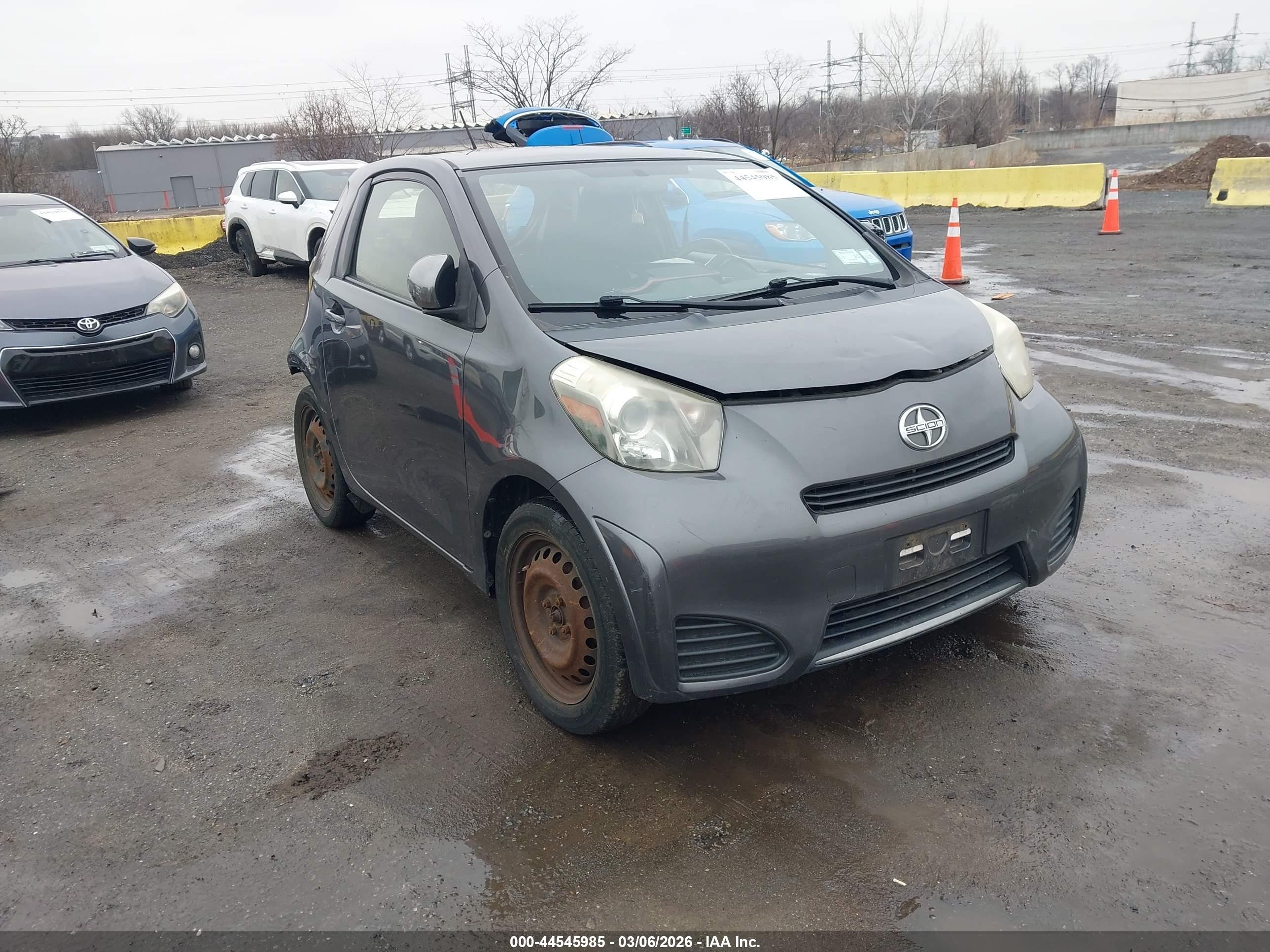 2013 Scion iQ, VIN JTNJJXB08DJ026154 — Rear end