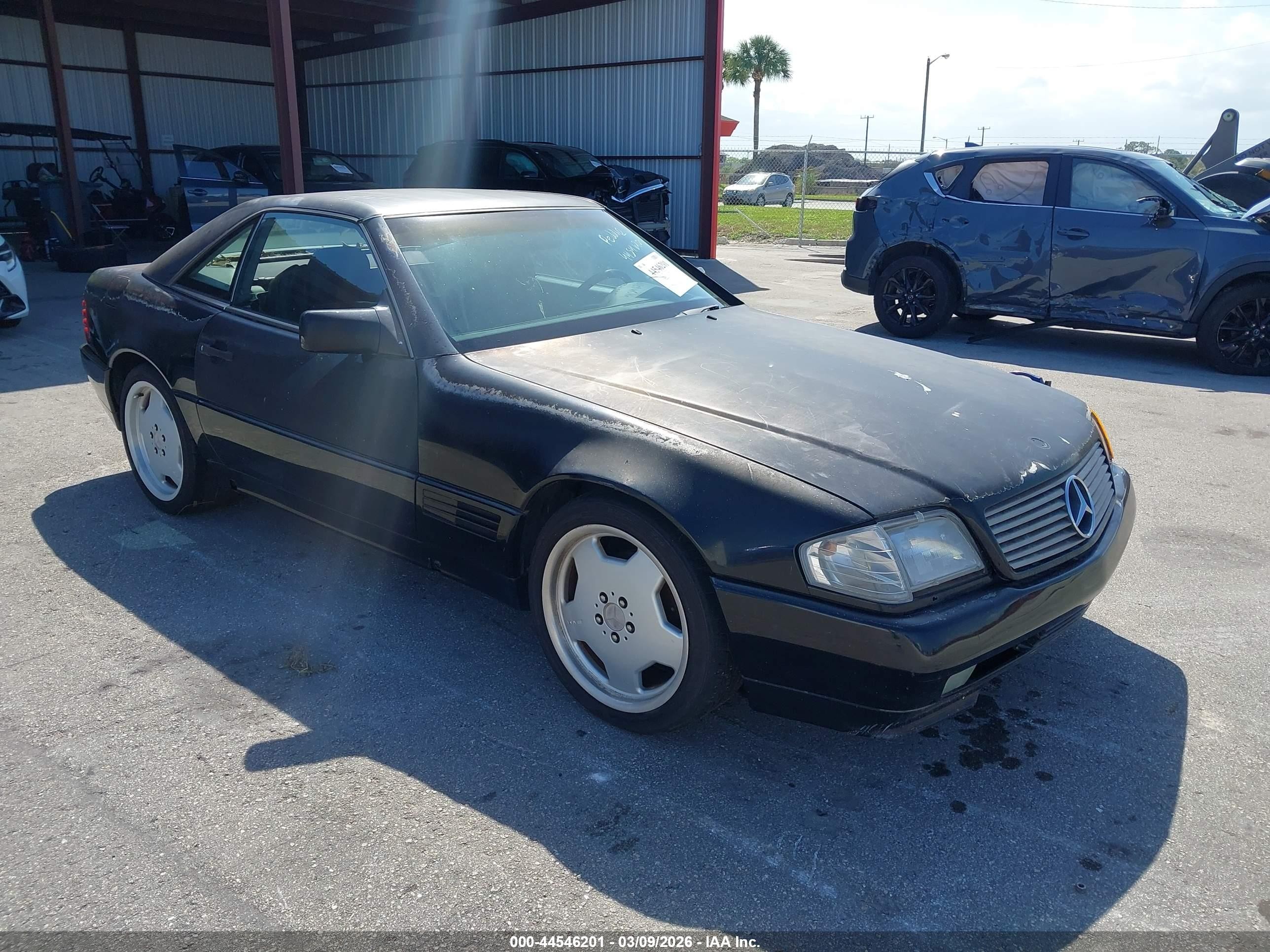 1991 Mercedes-Benz 500, VIN WDBFA66E6MF034233 — Normal wear
