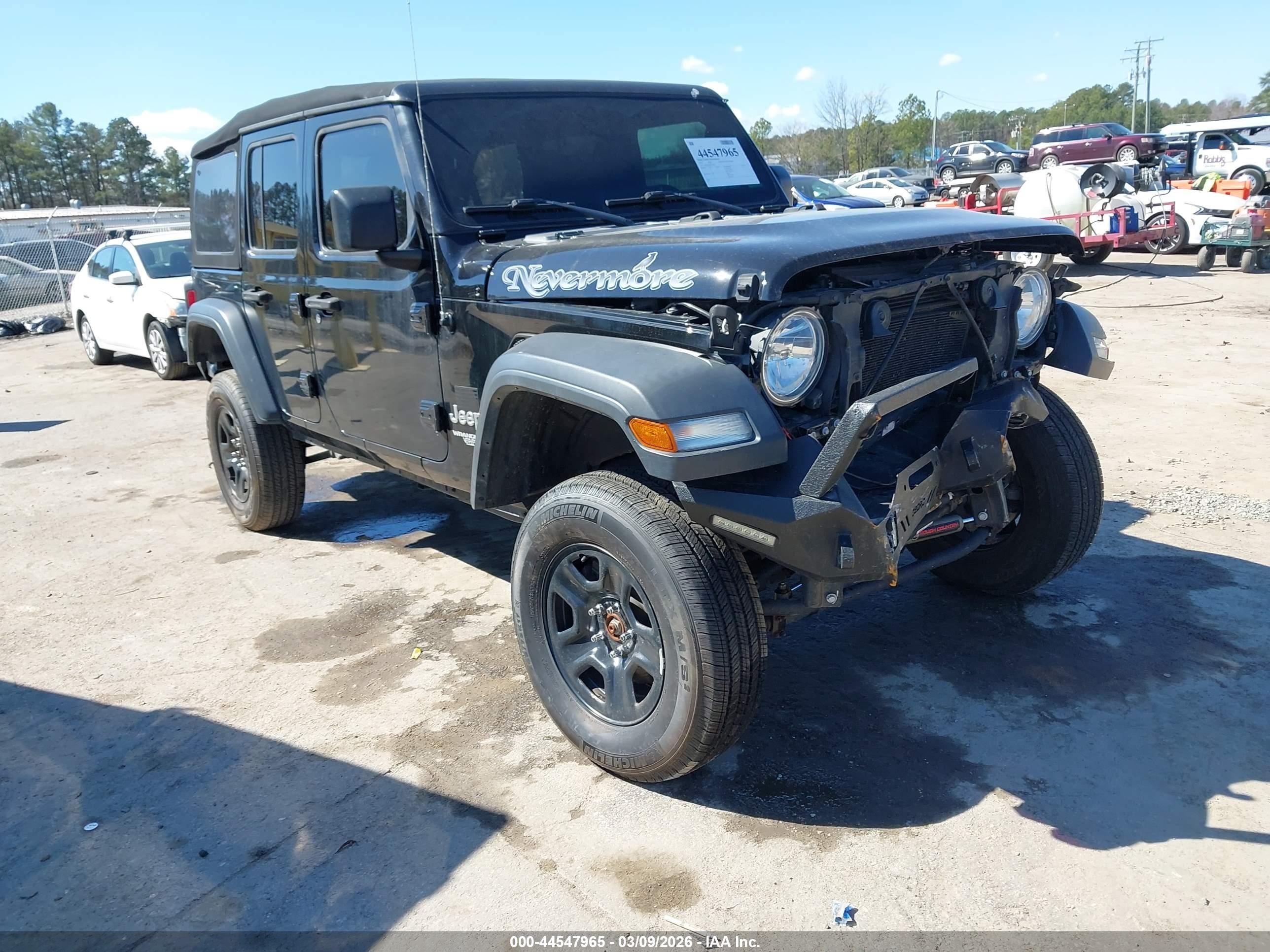 2018 Jeep Wrangler Unlimited Sport S, VIN 1C4HJXDG6JW157398 — Front end