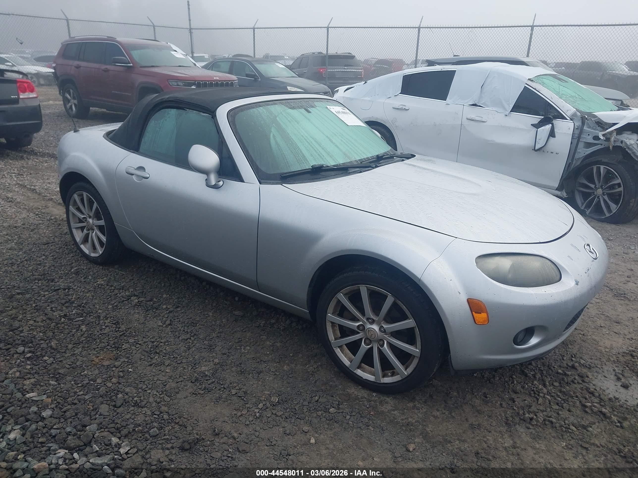 2006 Mazda MX-5 Miata Sport, VIN JM1NC25F560120116 — Front end