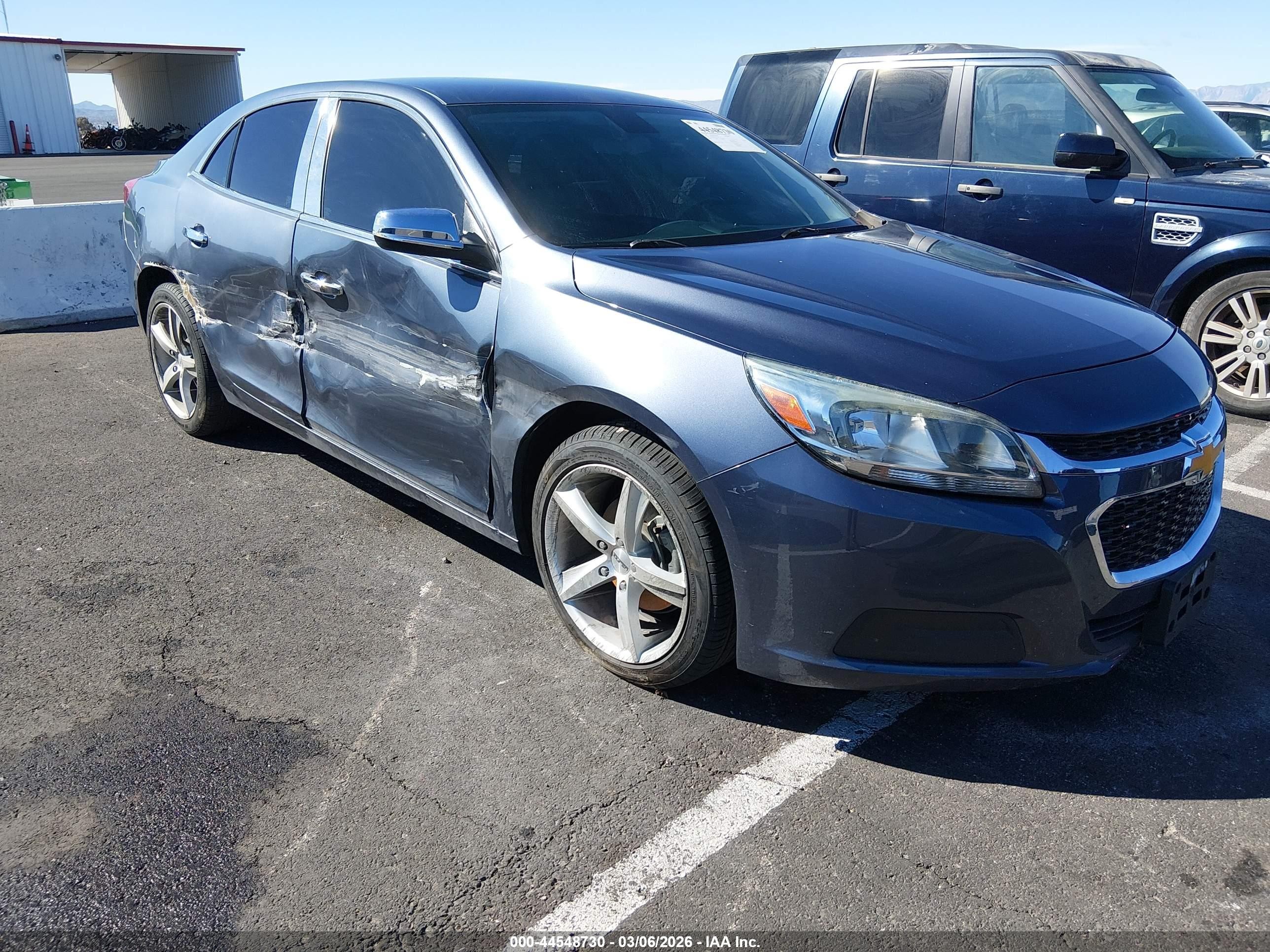2015 Chevrolet Malibu LS, VIN 1G11B5SL6FF176584 — Side
