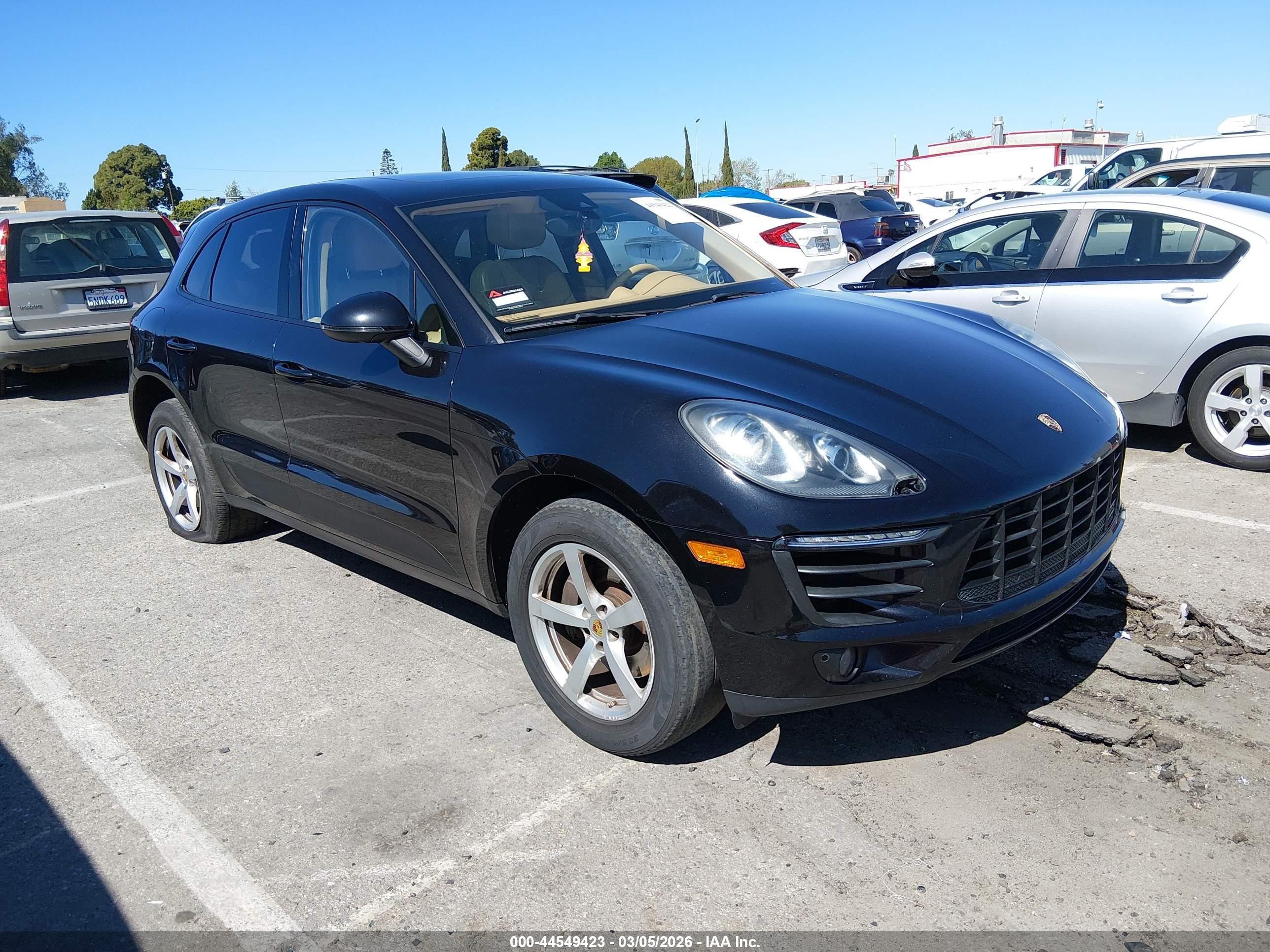2017 Porsche Macan, VIN WP1AA2A54HLB04412 — Repossession