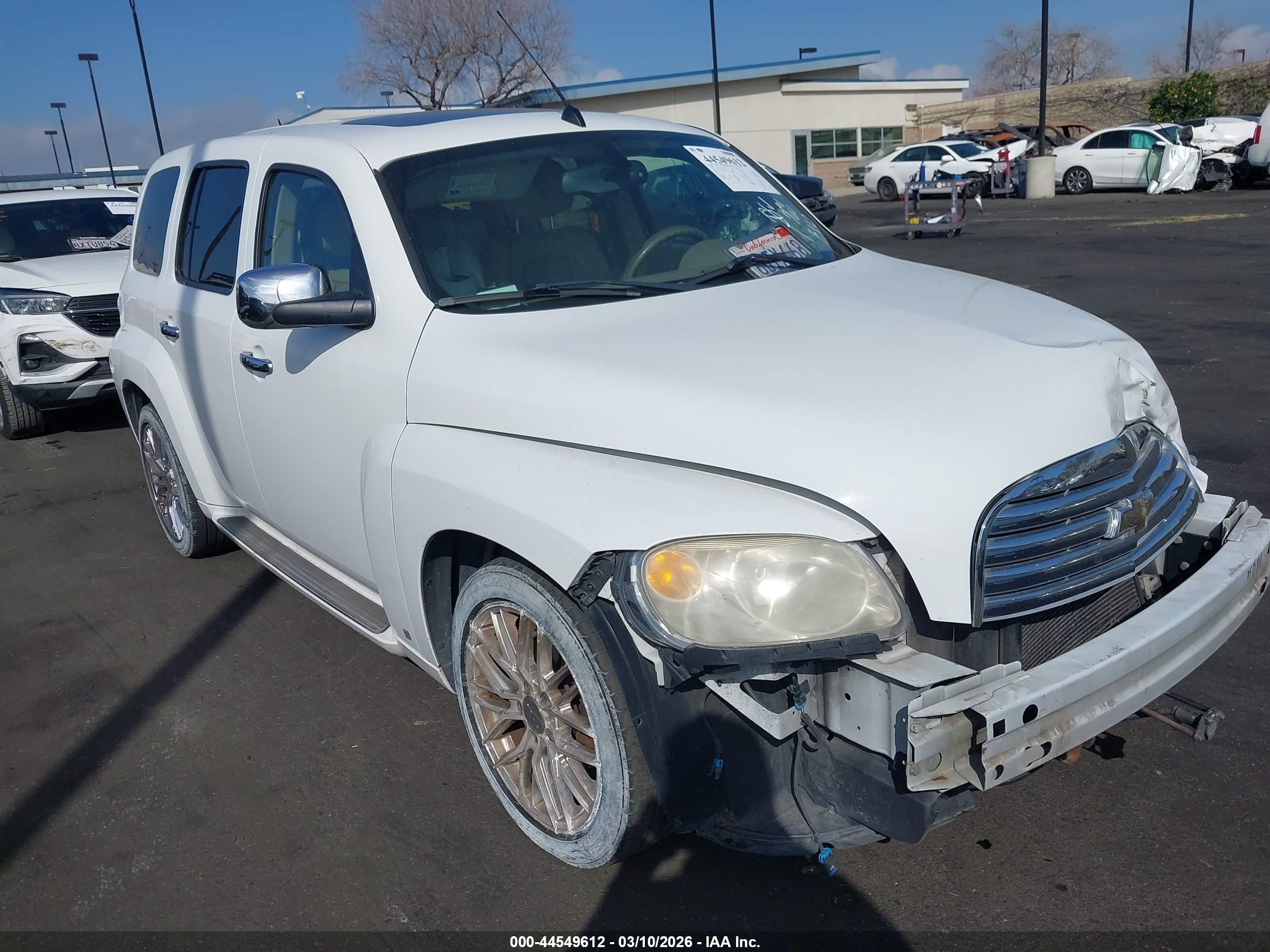 2008 Chevrolet HHR LT, VIN 3GNCA53PX8S698242 — Front end