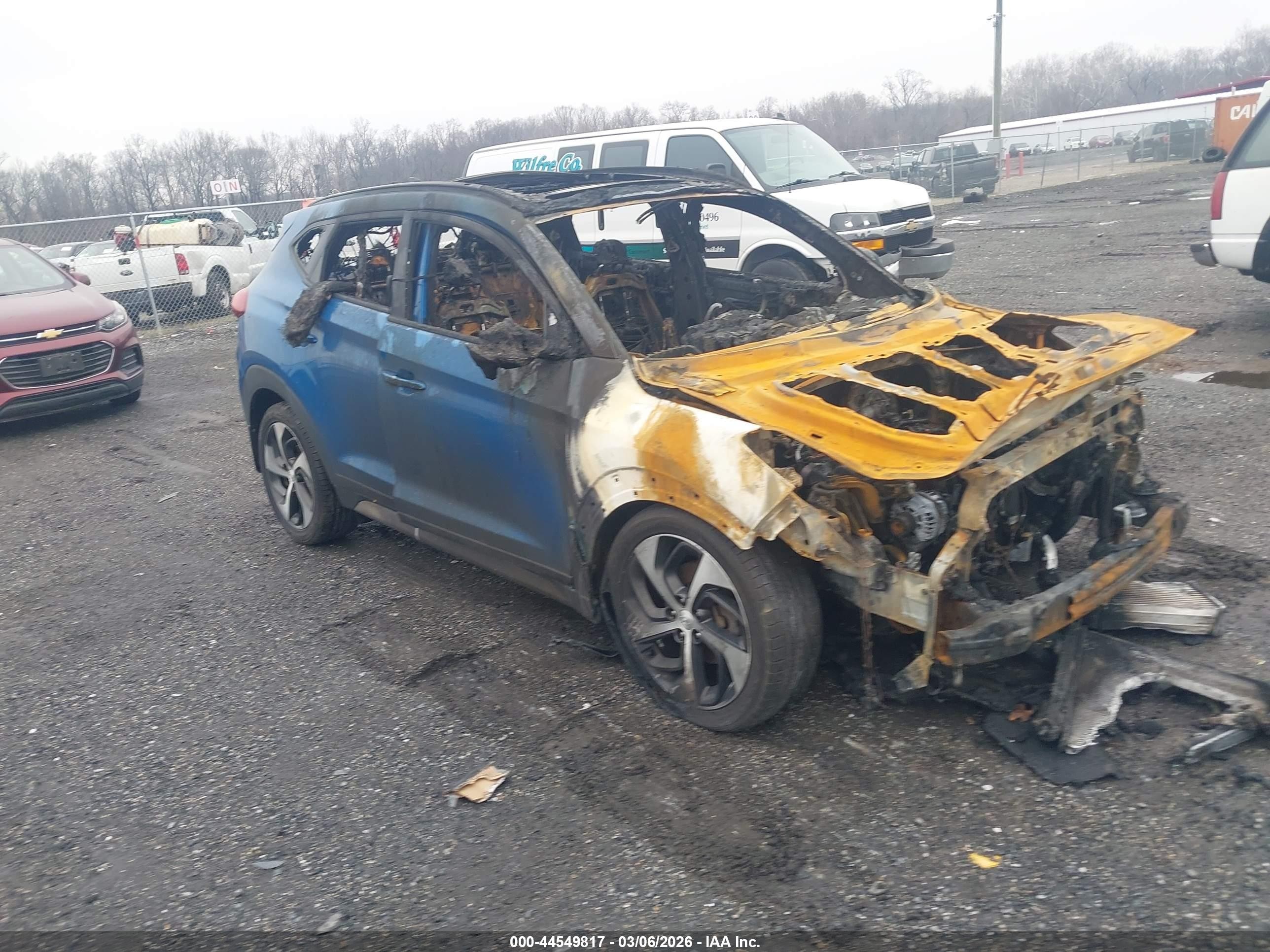 2018 Hyundai Tucson Value, VIN KM8J3CA22JU833866 — Пожар в салоне