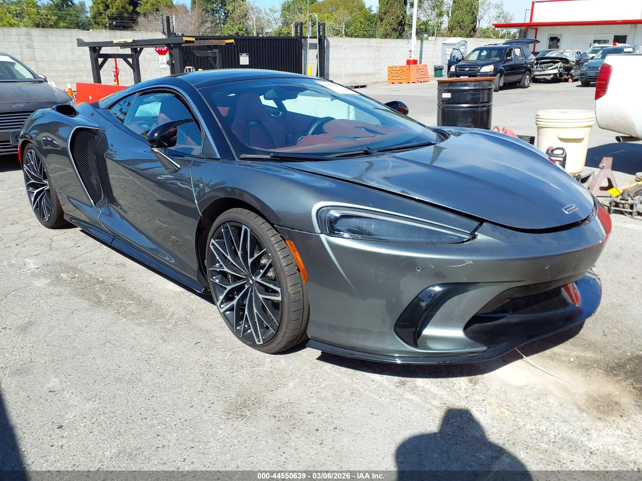 2025 McLaren GTS, VIN SBM22GCA0SW003150 — Front end