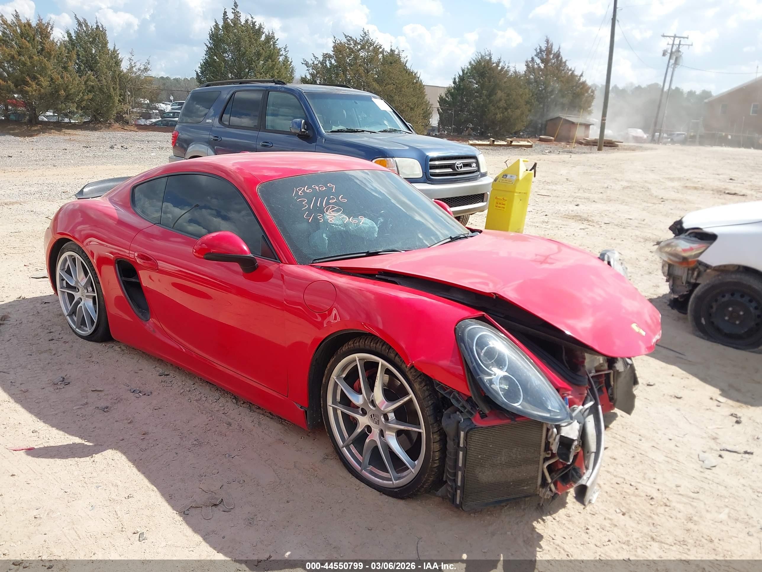 2014 Porsche Cayman S, VIN WP0AB2A89EK192769 — Front end