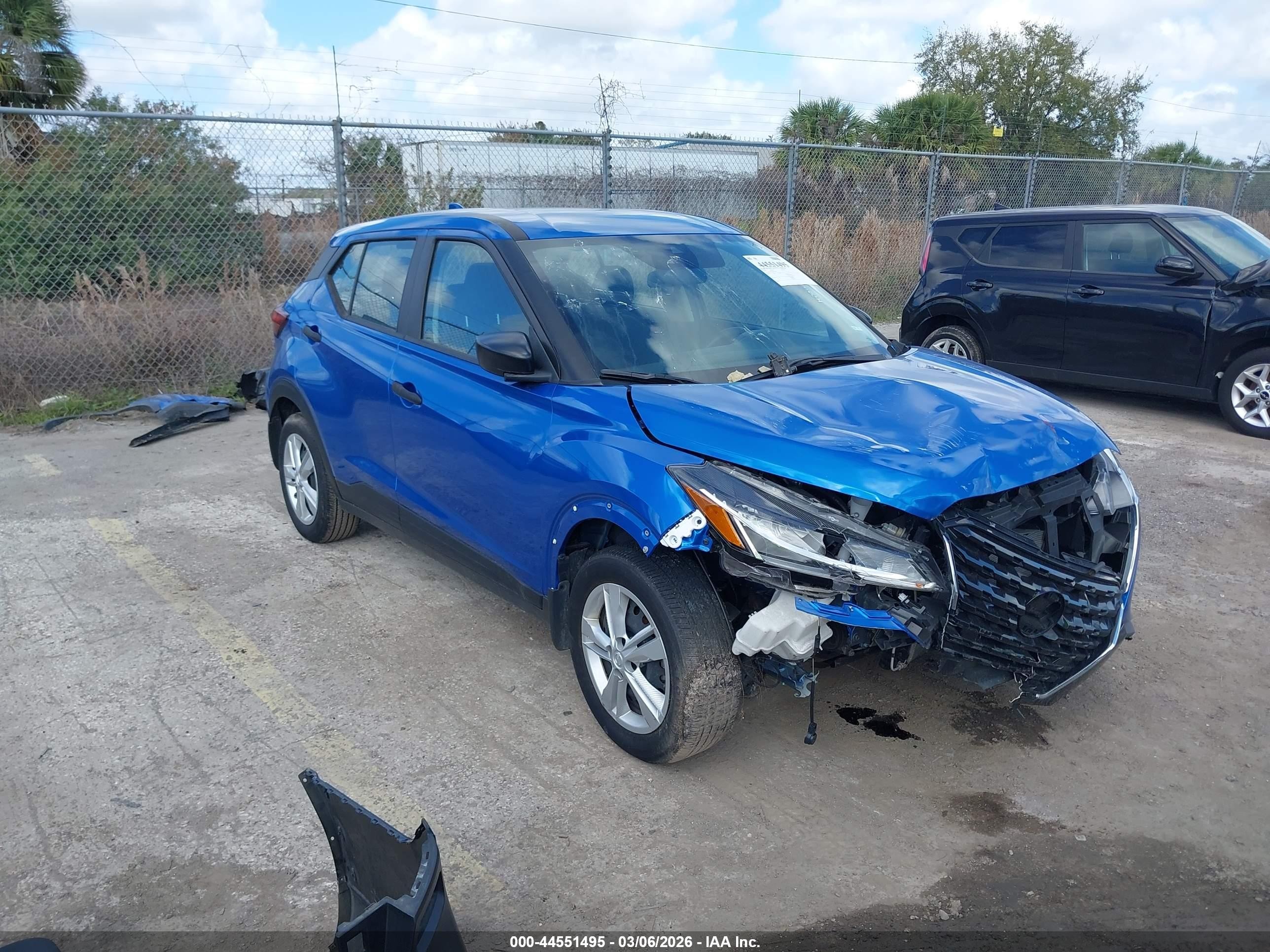 2024 Nissan Kicks S, VIN 3N1CP5BV0RL547366 — Front end