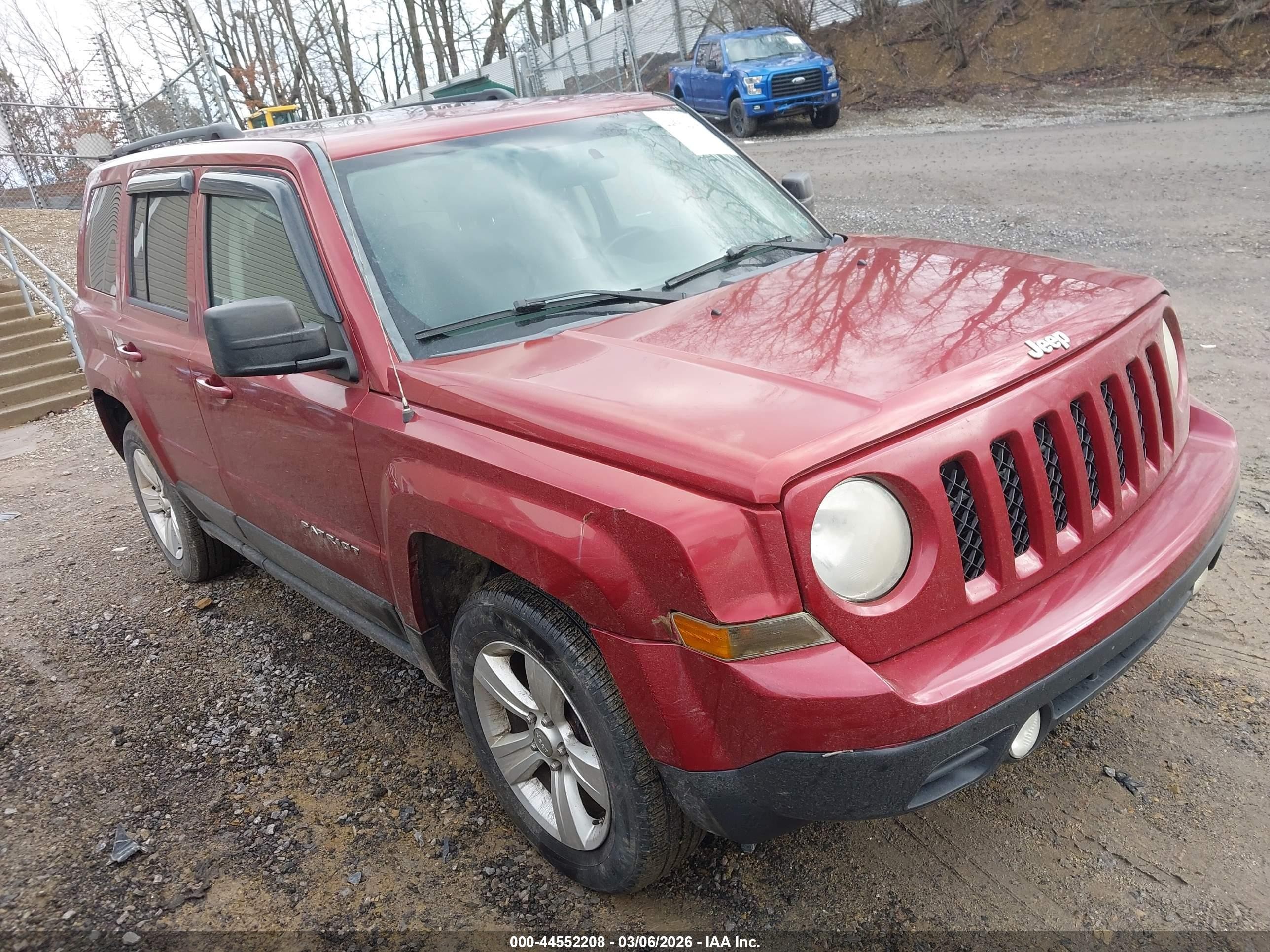 2012 Jeep Patriot Latitude, VIN 1C4NJRFB3CD630639 — Side