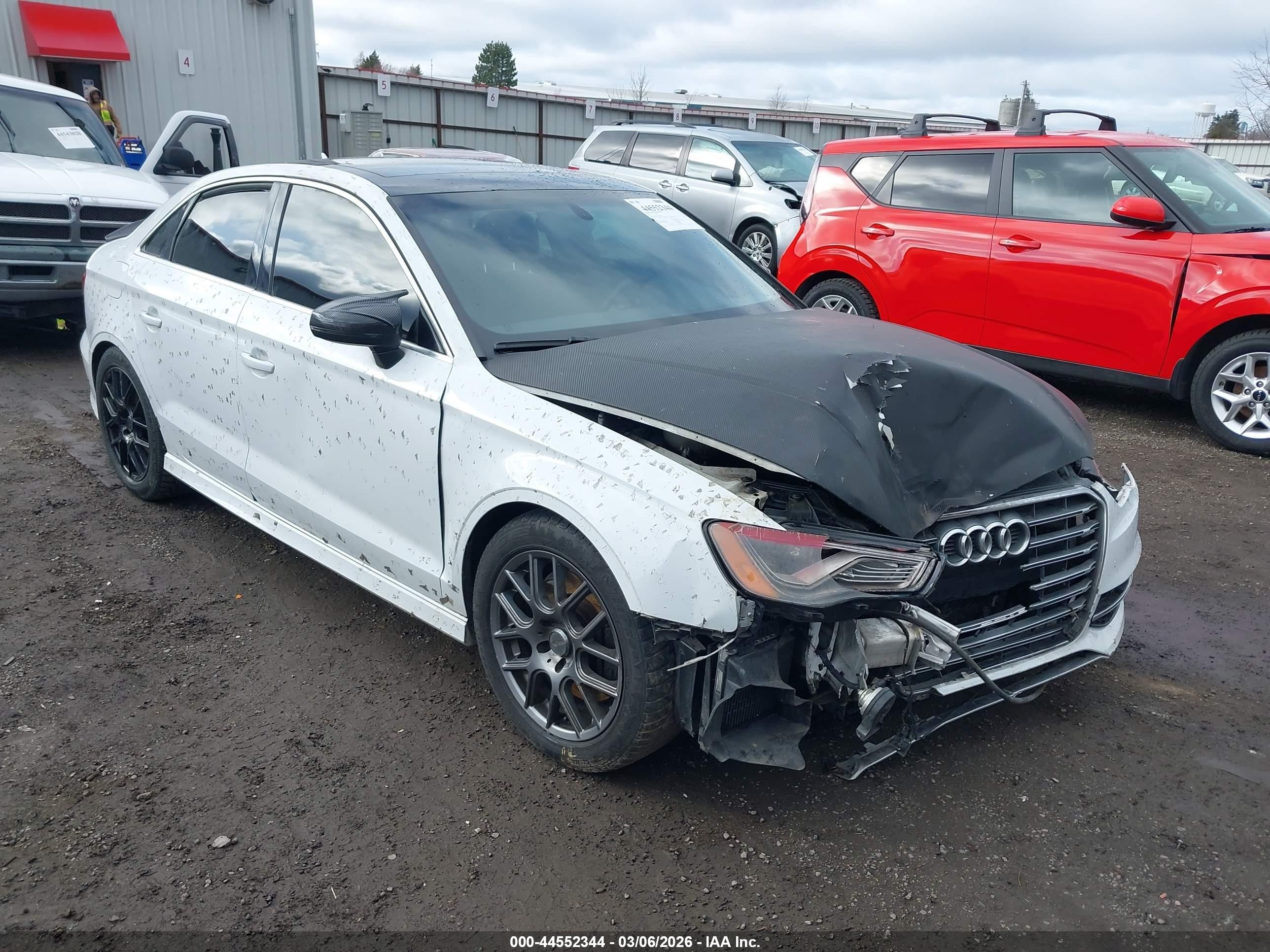 2015 Audi S3 Prestige, VIN WAUFFGFF8F1063120 — Перед