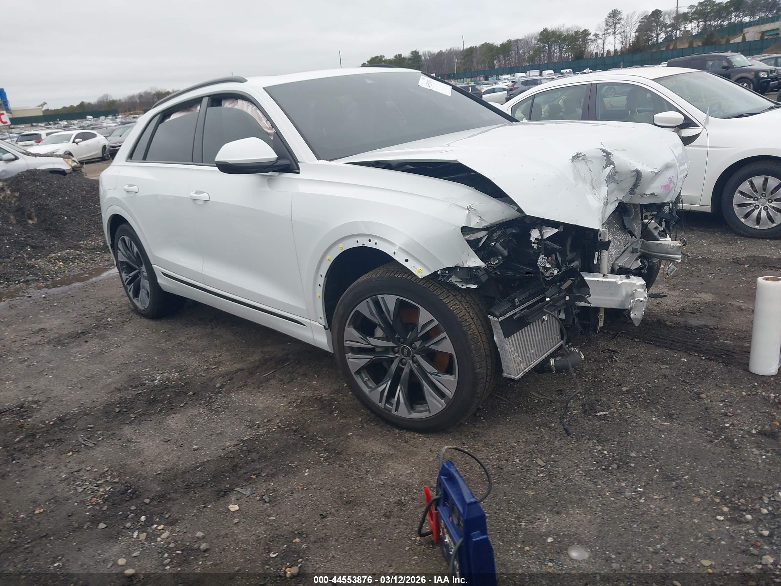 2025 Audi Q8 Premium, VIN WA1AVBF18SD006801 — Перед