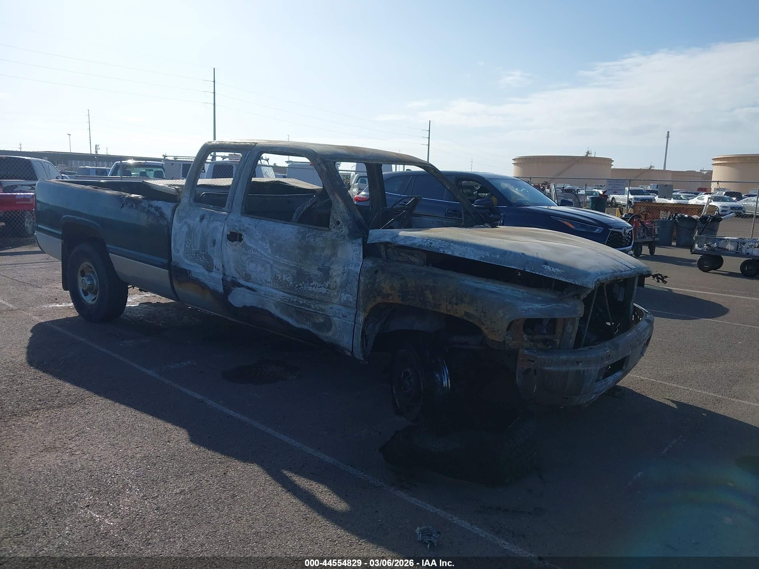 1998 Dodge RAM, VIN 3B7KC22Z4WG238901 — Burn