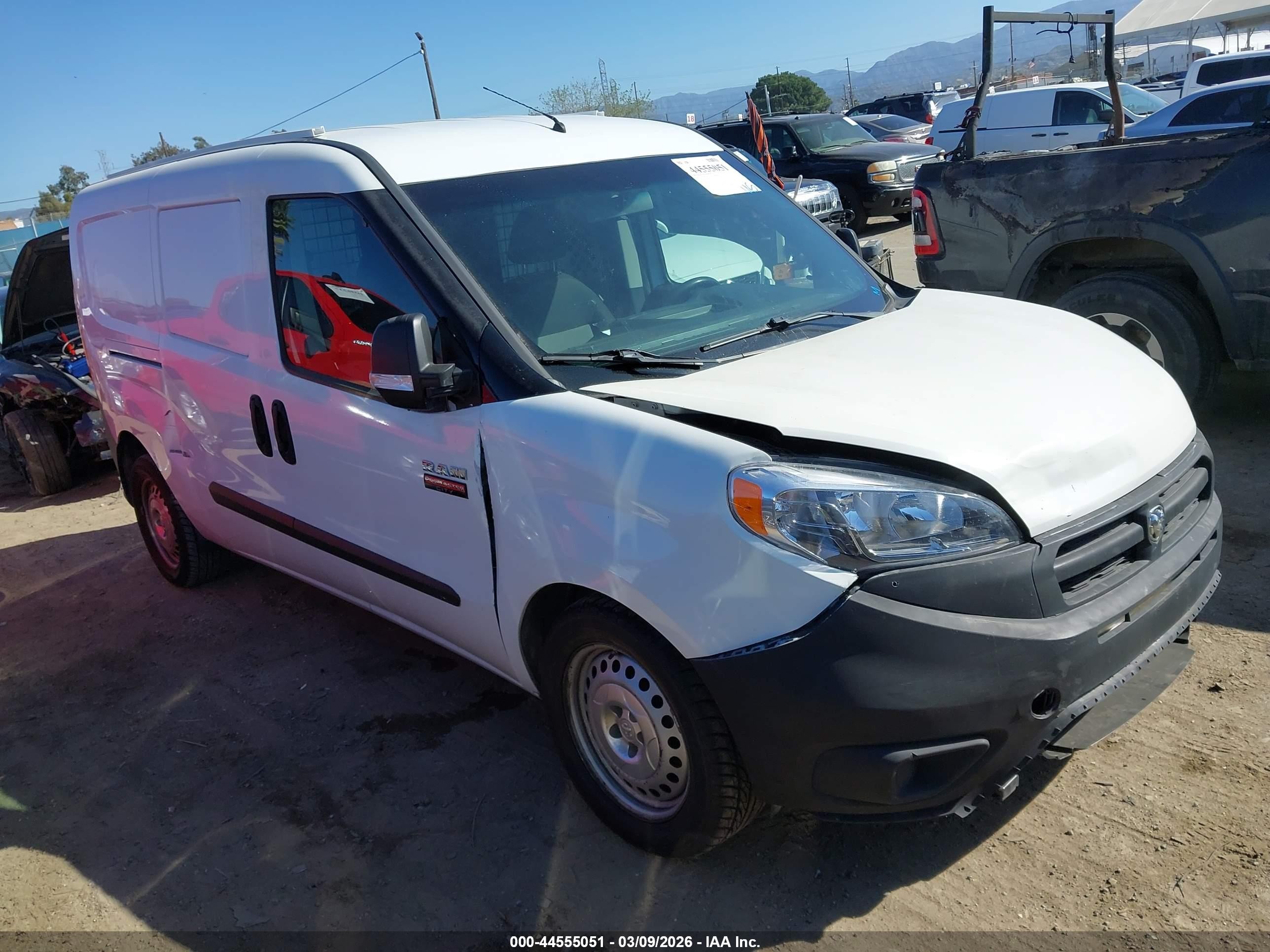 2017 Ram ProMaster City Cargo Tradesman, VIN ZFBERFAB7H6E80759 — Front end