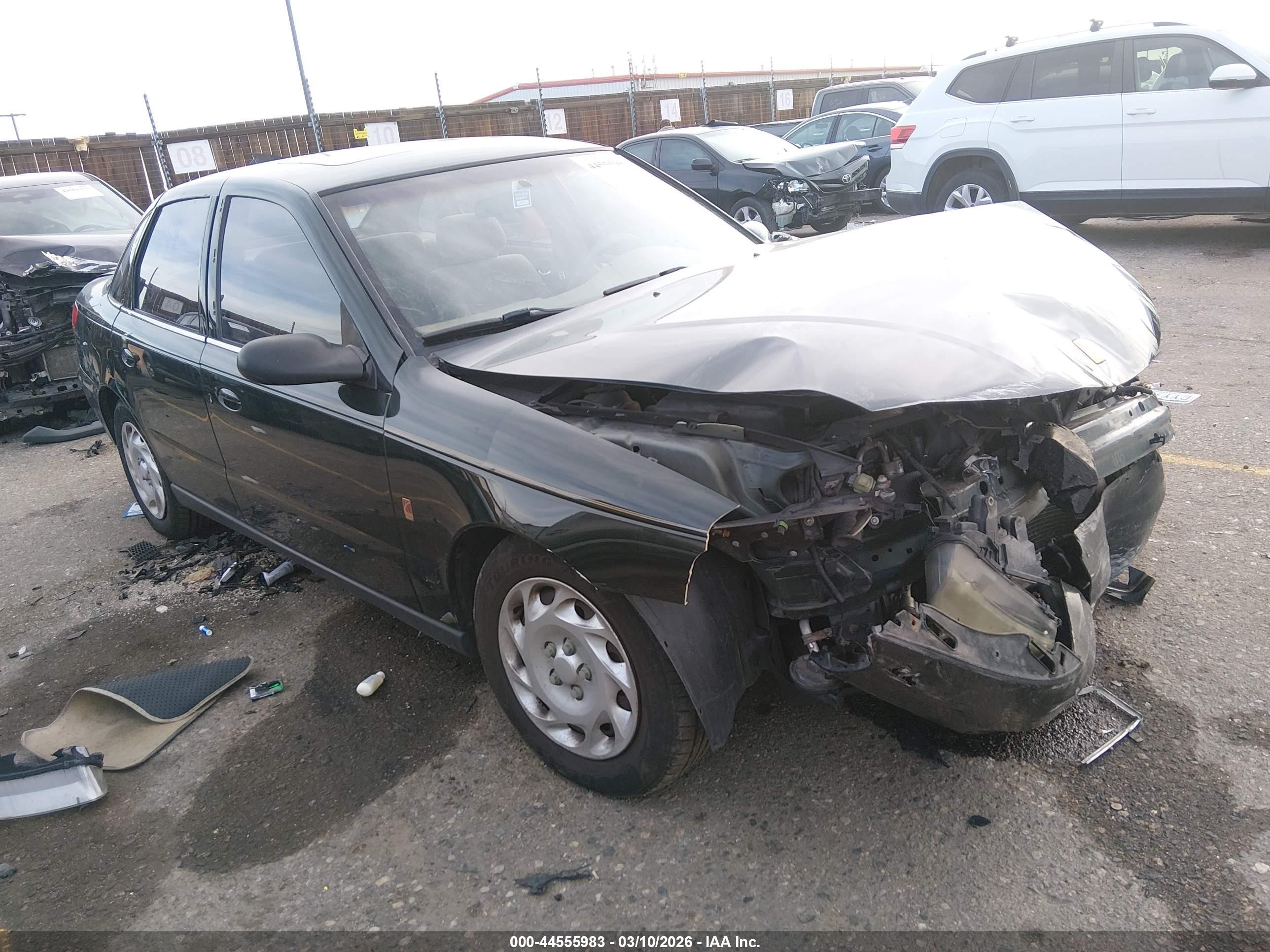 2000 Saturn LS, VIN 1G8JU52F8YY642576 — Front end