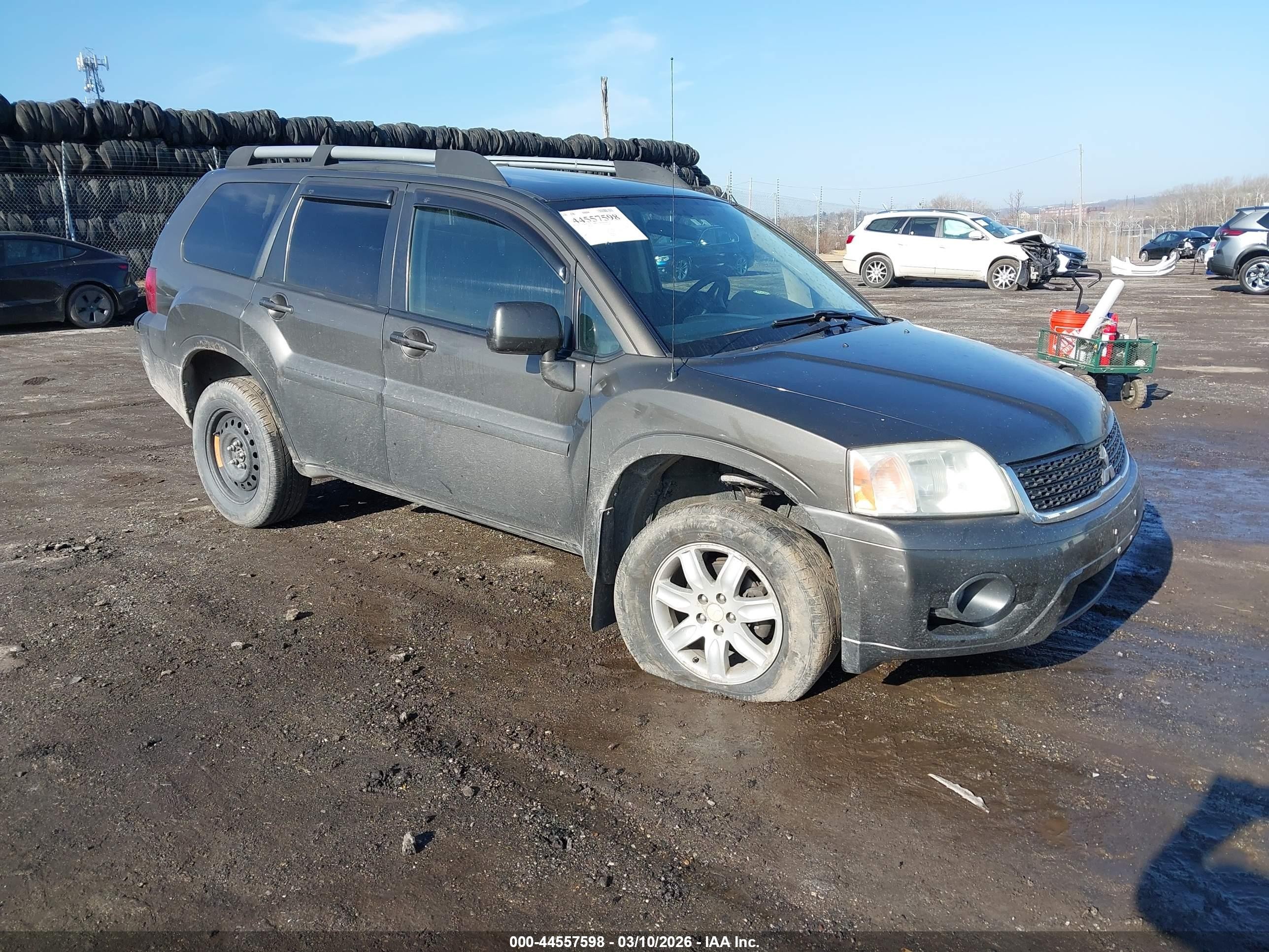 2010 Mitsubishi Endeavor LS, VIN 4A4JN2AS3AE002226 — Rear end