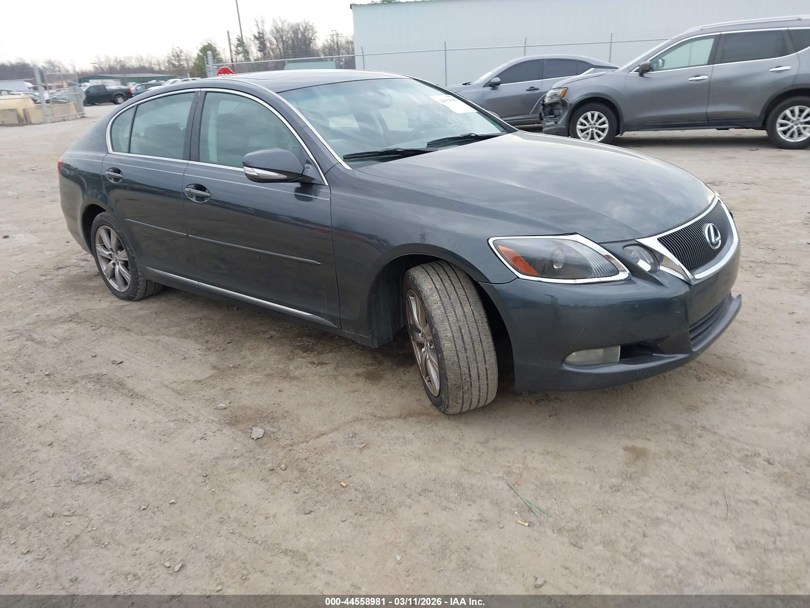2011 Lexus GS 350, VIN JTHCE1KS5B0030681 — Перед