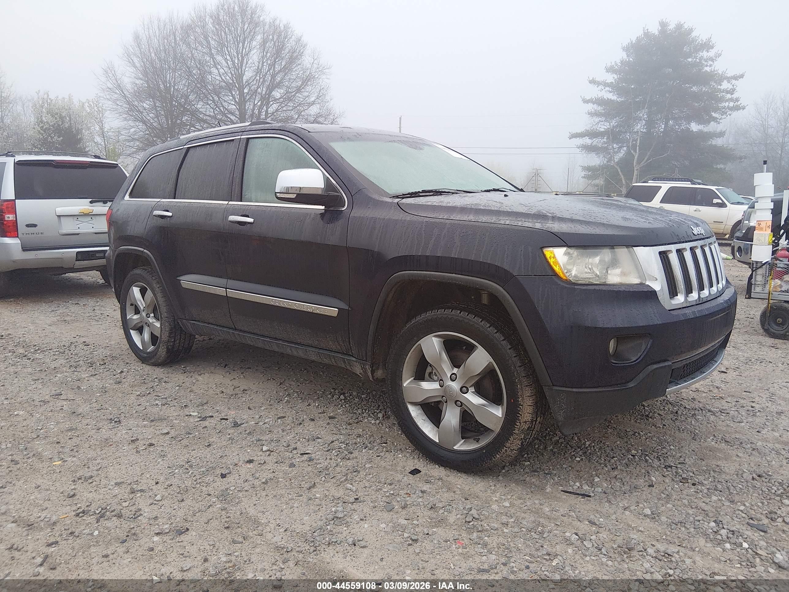 2013 Jeep Grand Cherokee Limited, VIN 1C4RJEBTXDC576675 — Roof