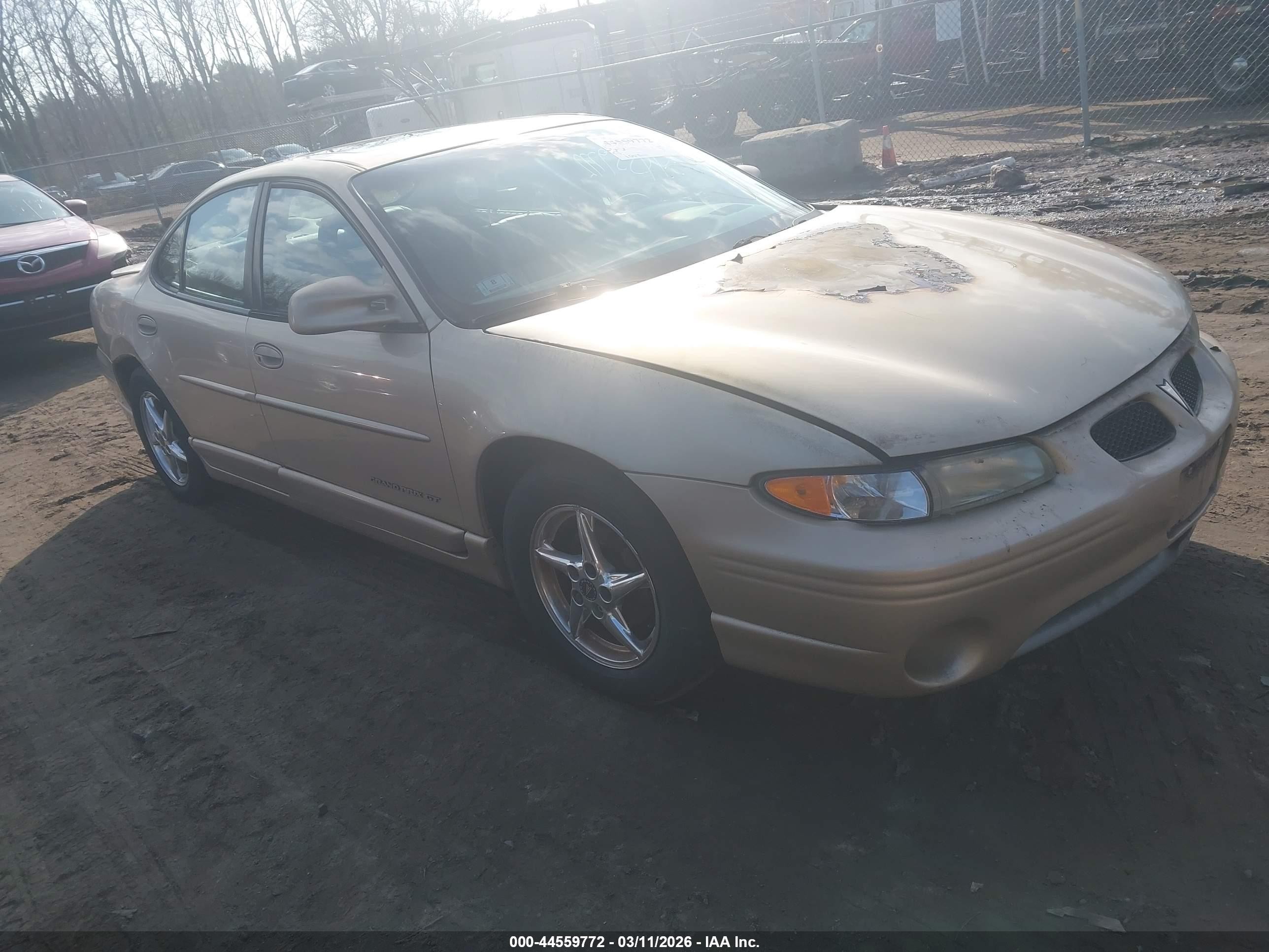 2001 Pontiac Grand Prix GT, VIN 1G2WP52K81F117099 — Not stated