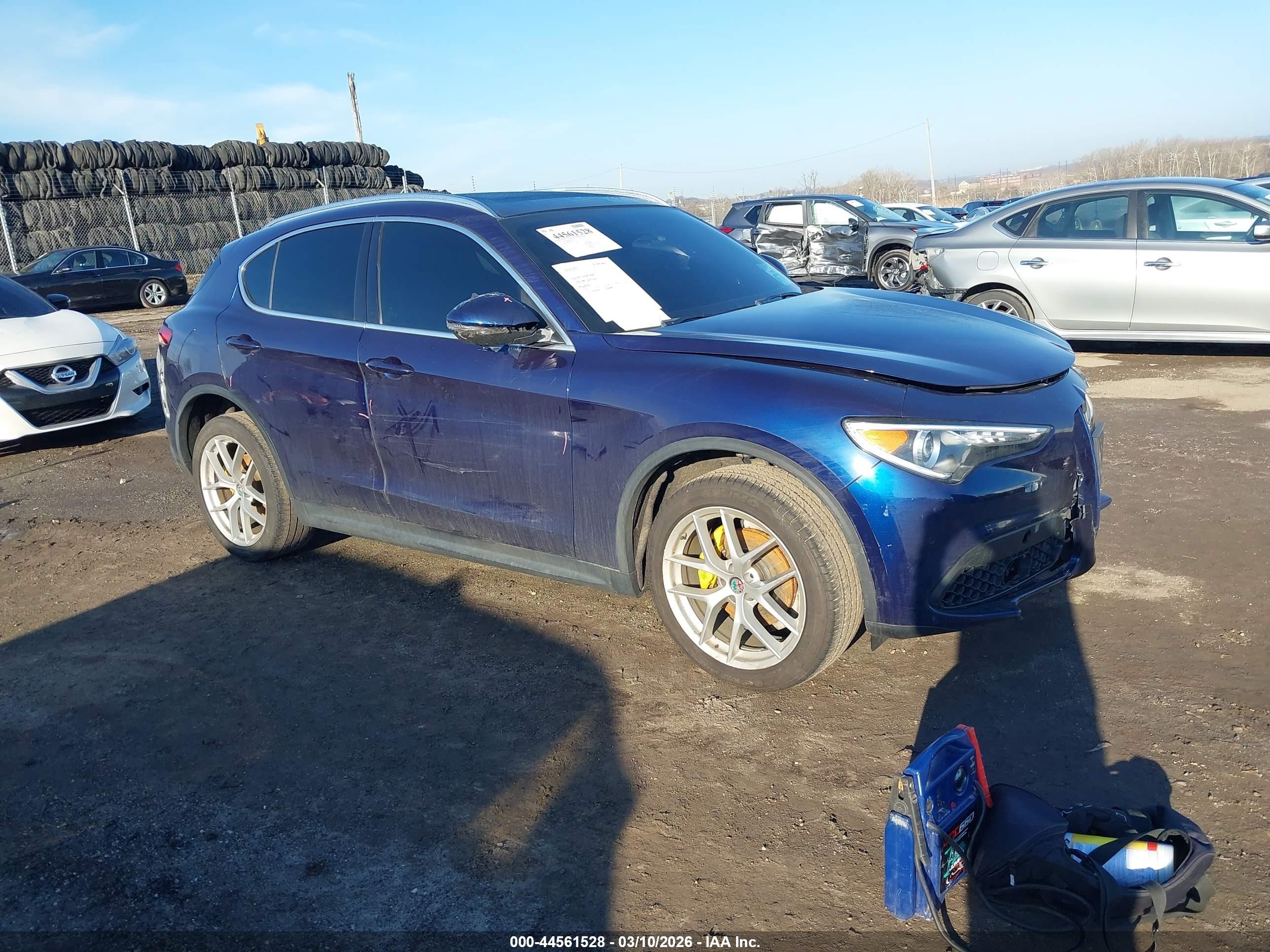 2019 Alfa Romeo Stelvio Ti Lusso, VIN ZASPAKBN2K7C32696 — Mechanical