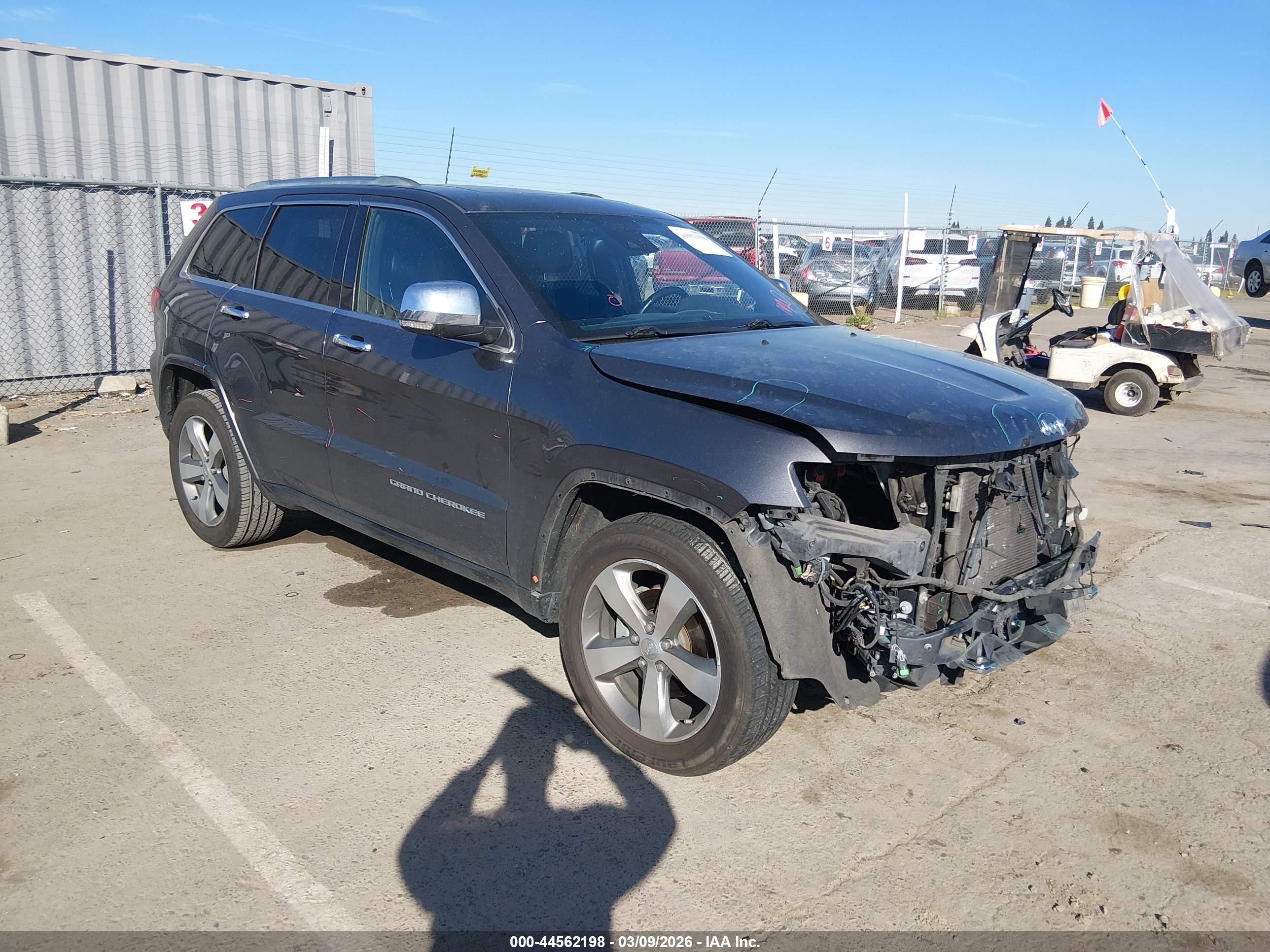 2016 Jeep Grand Cherokee High Altitude, VIN 1C4RJFCGXGC493193 — Front end