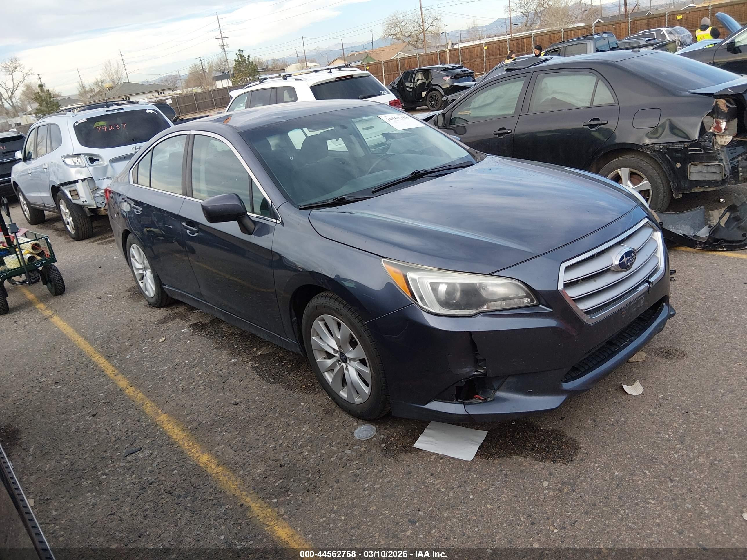 2017 Subaru Legacy Premium, VIN 4S3BNAC60H3056885 — Roof