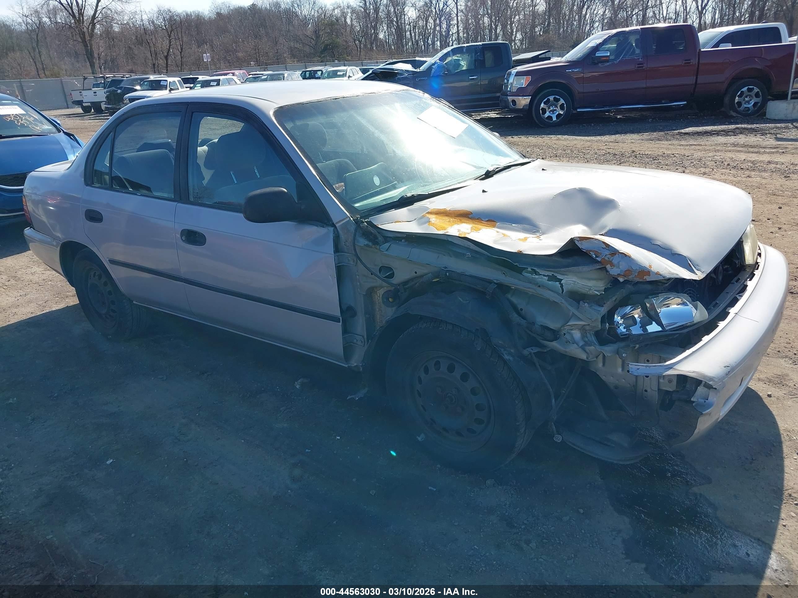 1994 Toyota Corolla Deluxe, VIN 2T1AE09B5RC058392 — Front end