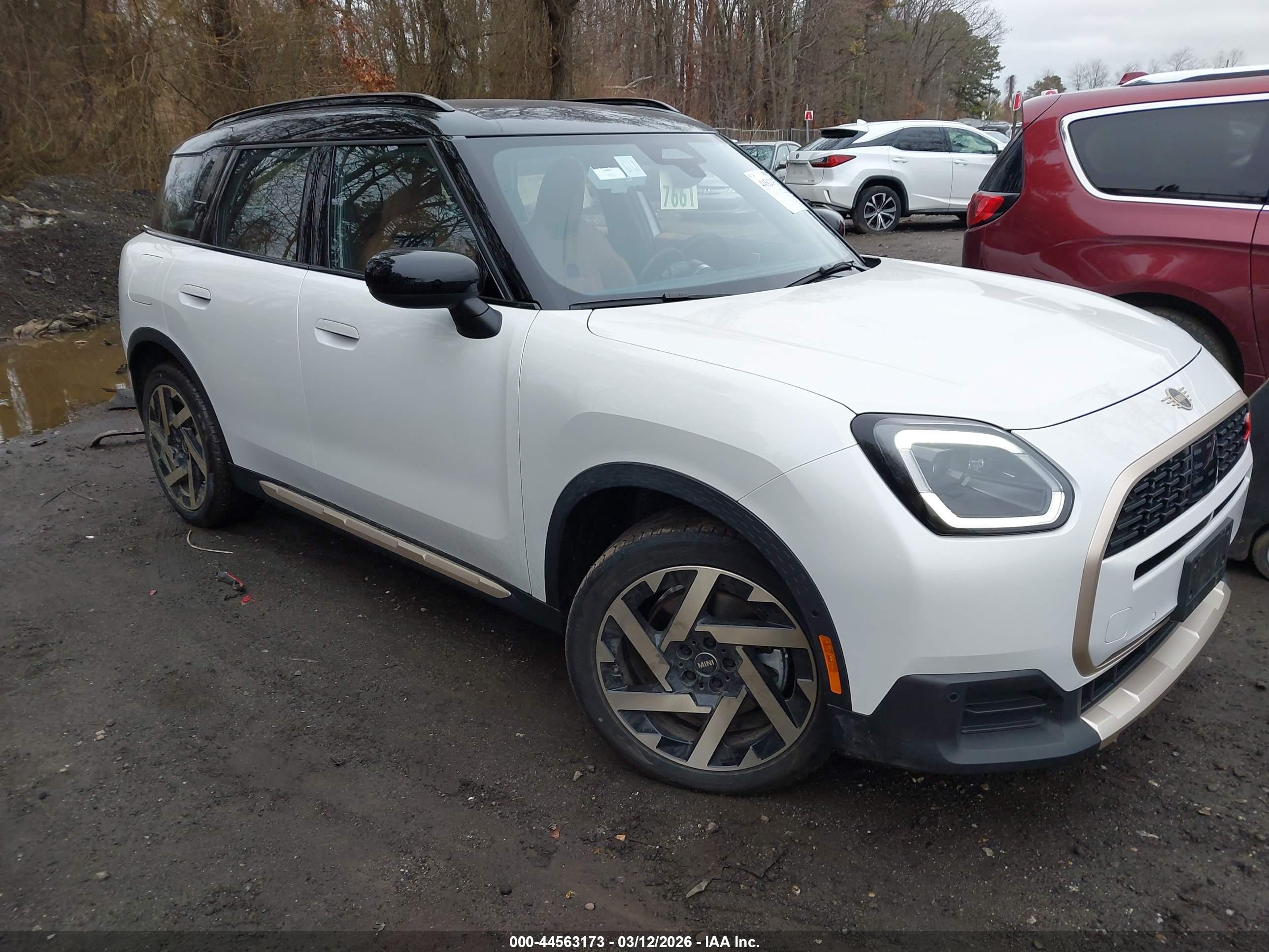 2026 MINI Countryman S, VIN WMZ23GA05T7U73024 — Не указано