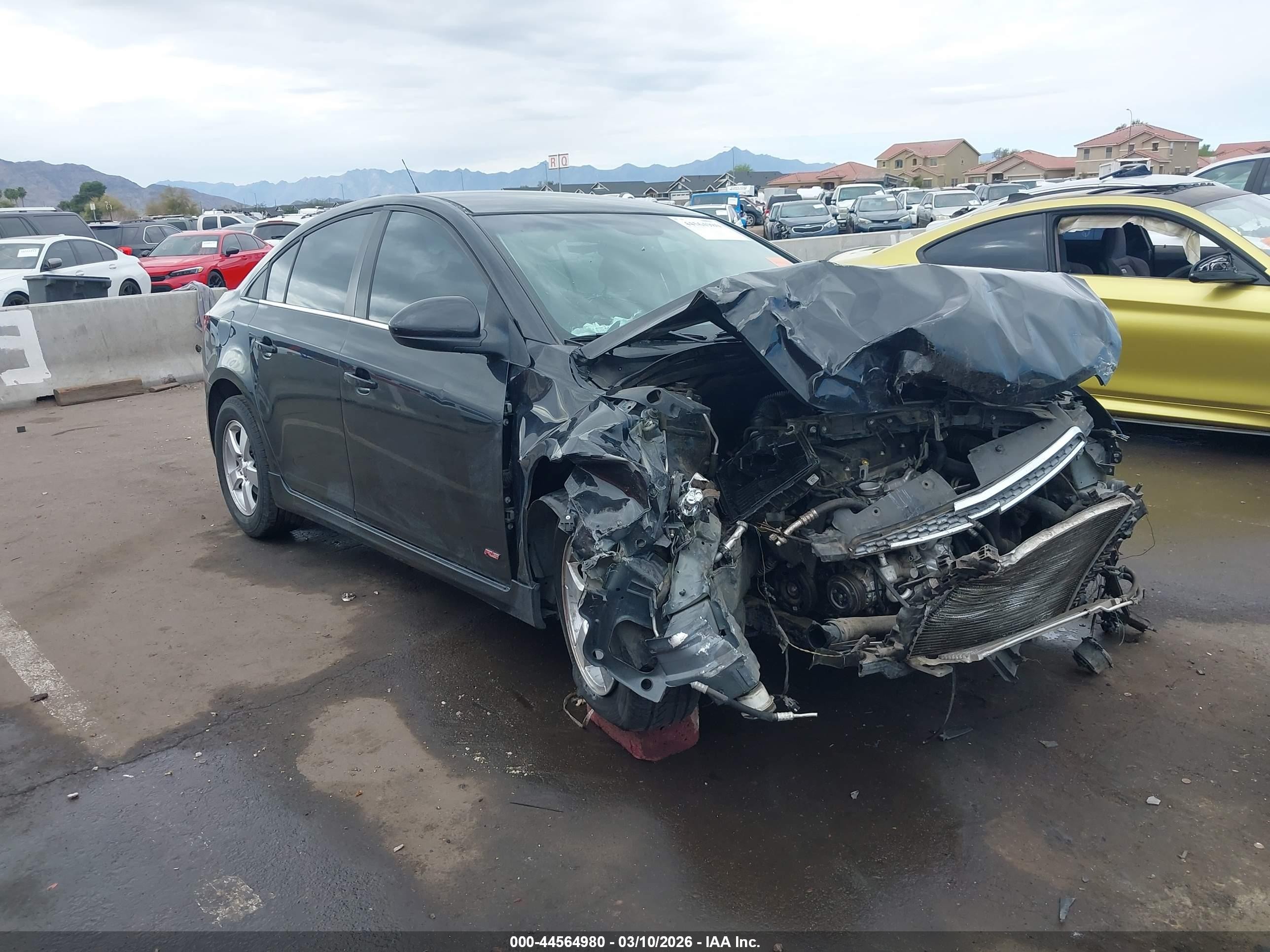 2014 Chevrolet Cruze 1LT, VIN 1G1PC5SB6E7238458 — Front end