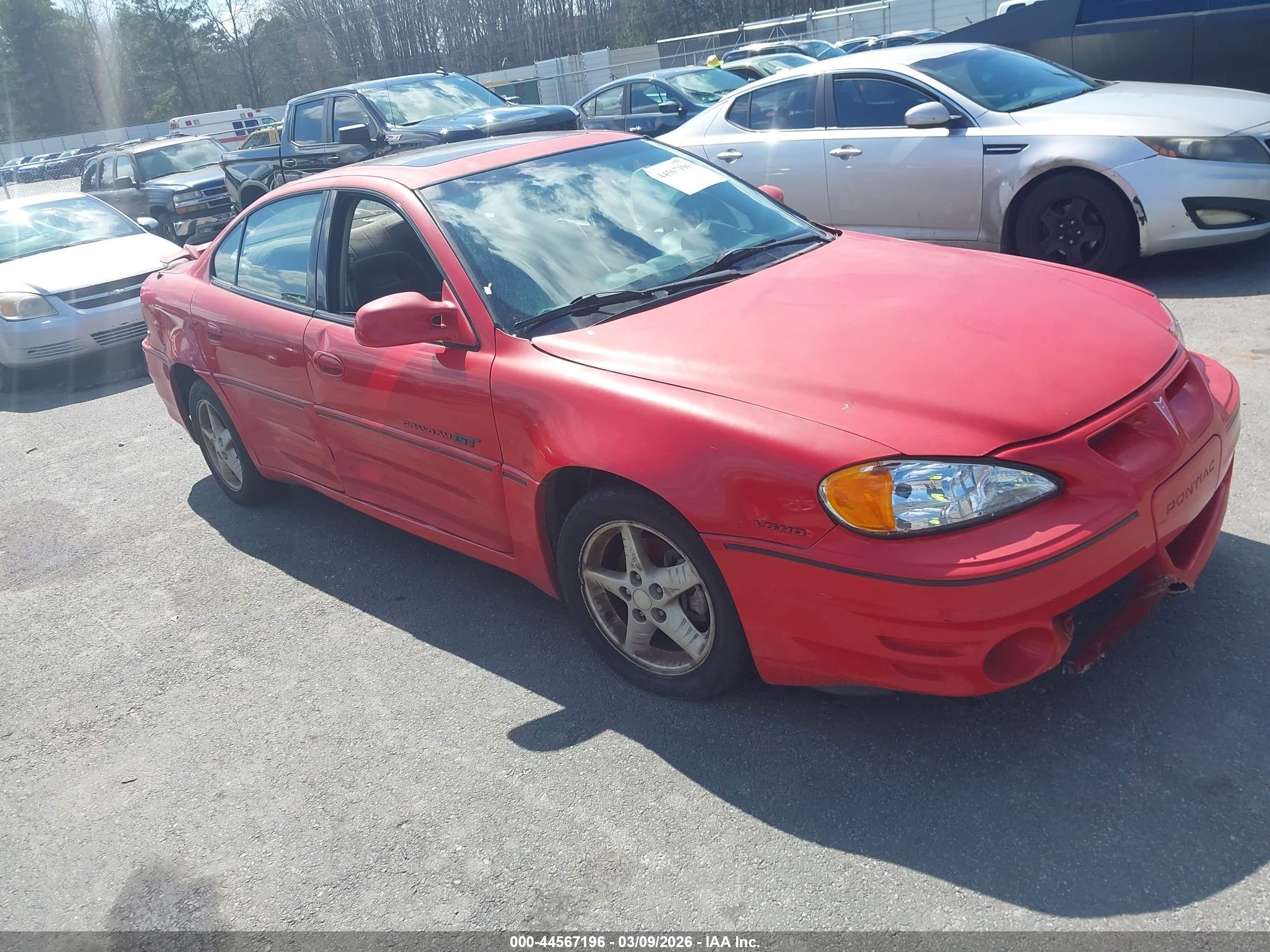 1999 Pontiac Grand Am GT1, VIN 1G2NW52E7XM920760 — Front end