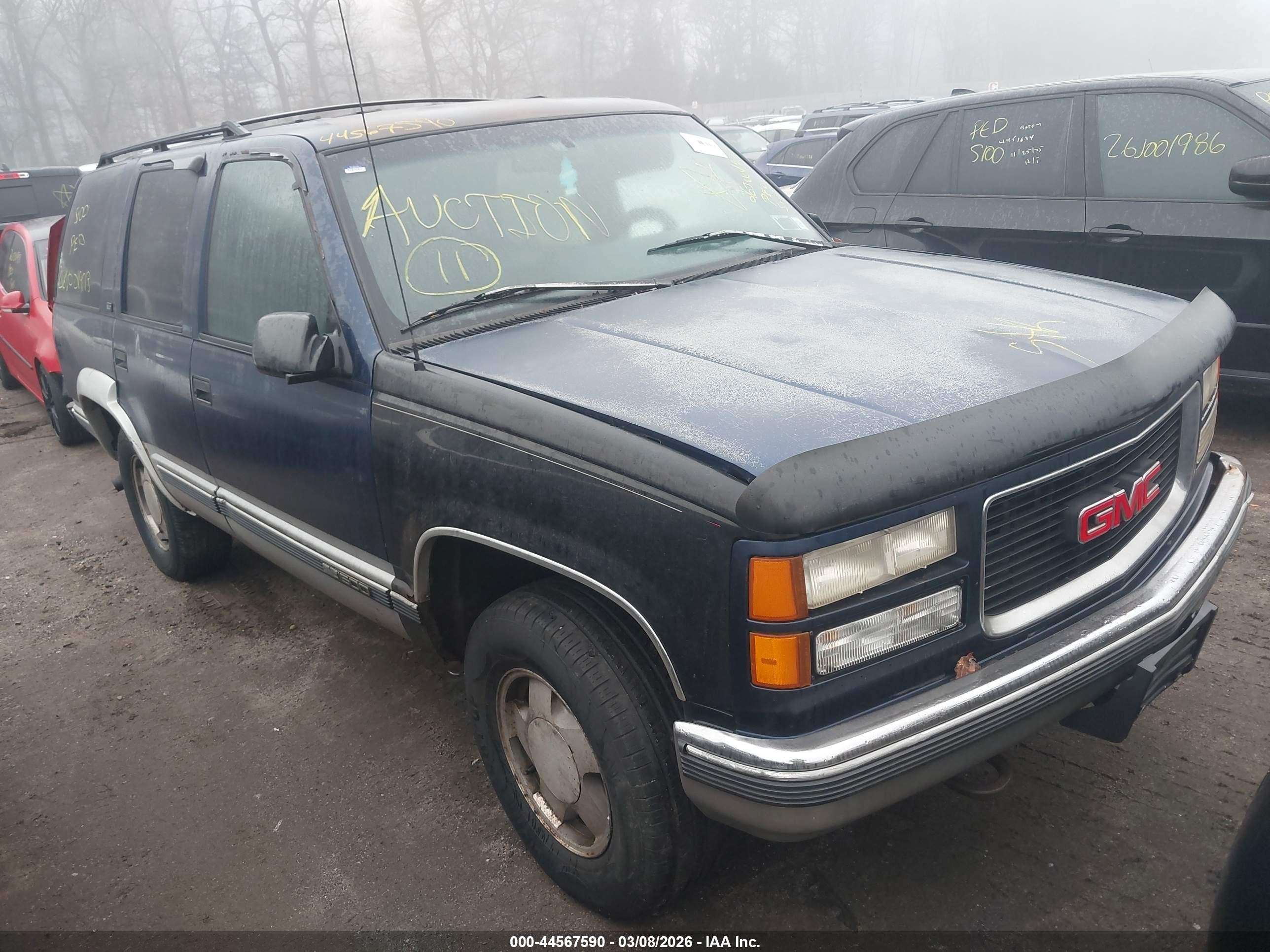 1996 GMC Yukon, VIN 1GKEK13R0TJ755345 — All over