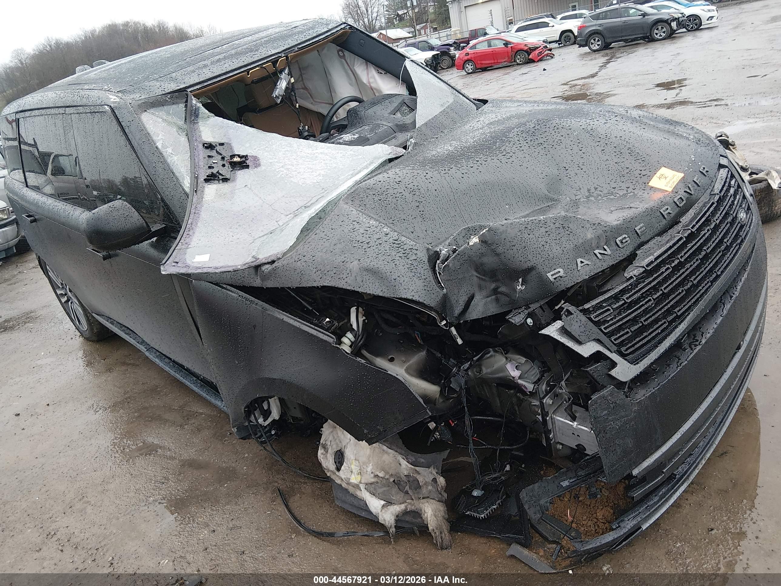 2023 Land Rover Range Rover SE, VIN SALKPBE79PA023067 — Rollover