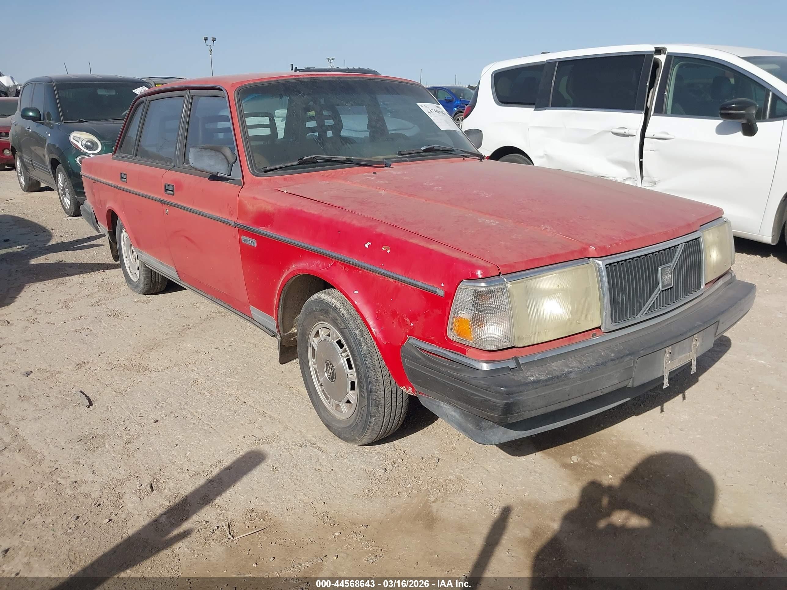 1991 Volvo 240, VIN YV1AA8842M1442117 — Механическое
