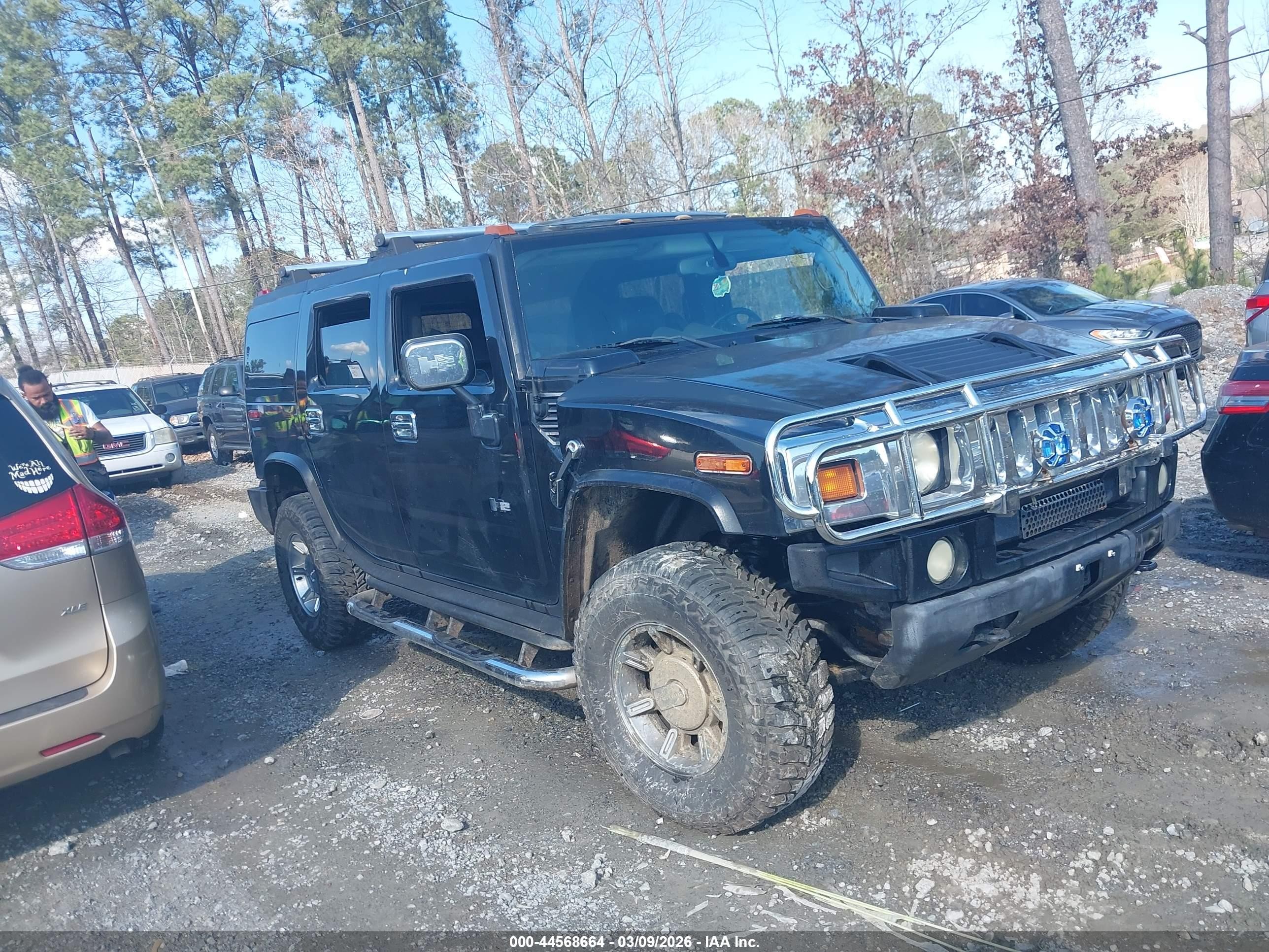 2005 Hummer H2 SUV, VIN 5GRGN23U05H103341 — All over