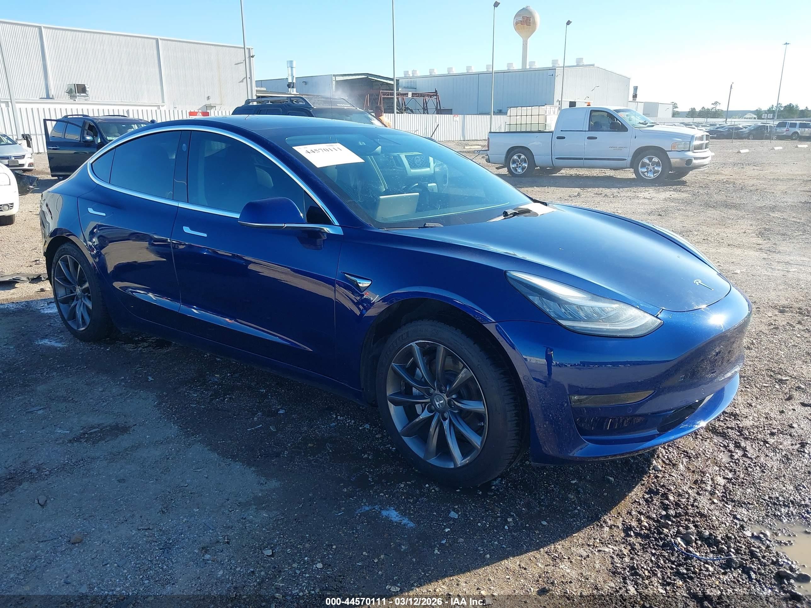 2018 Tesla Model 3 Long Range Battery, VIN 5YJ3E1EA6JF013134 — Rear end