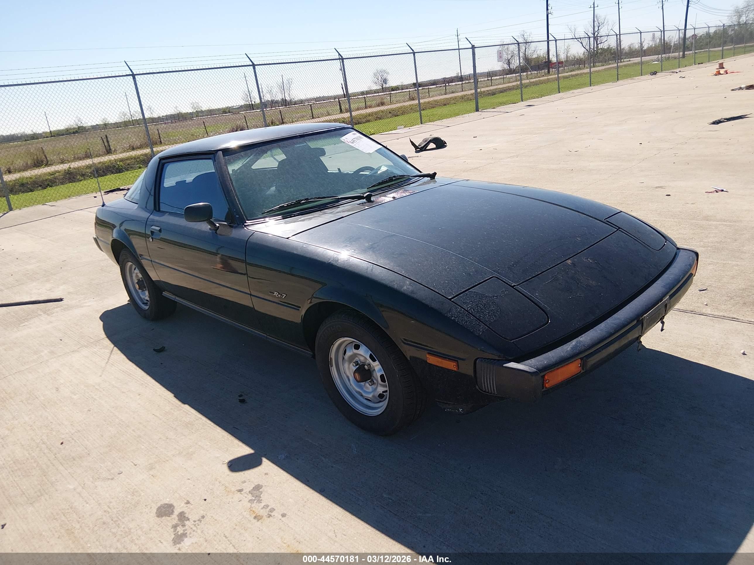 1980 Mazda RX-7, VIN SA22C628776 — Normal wear