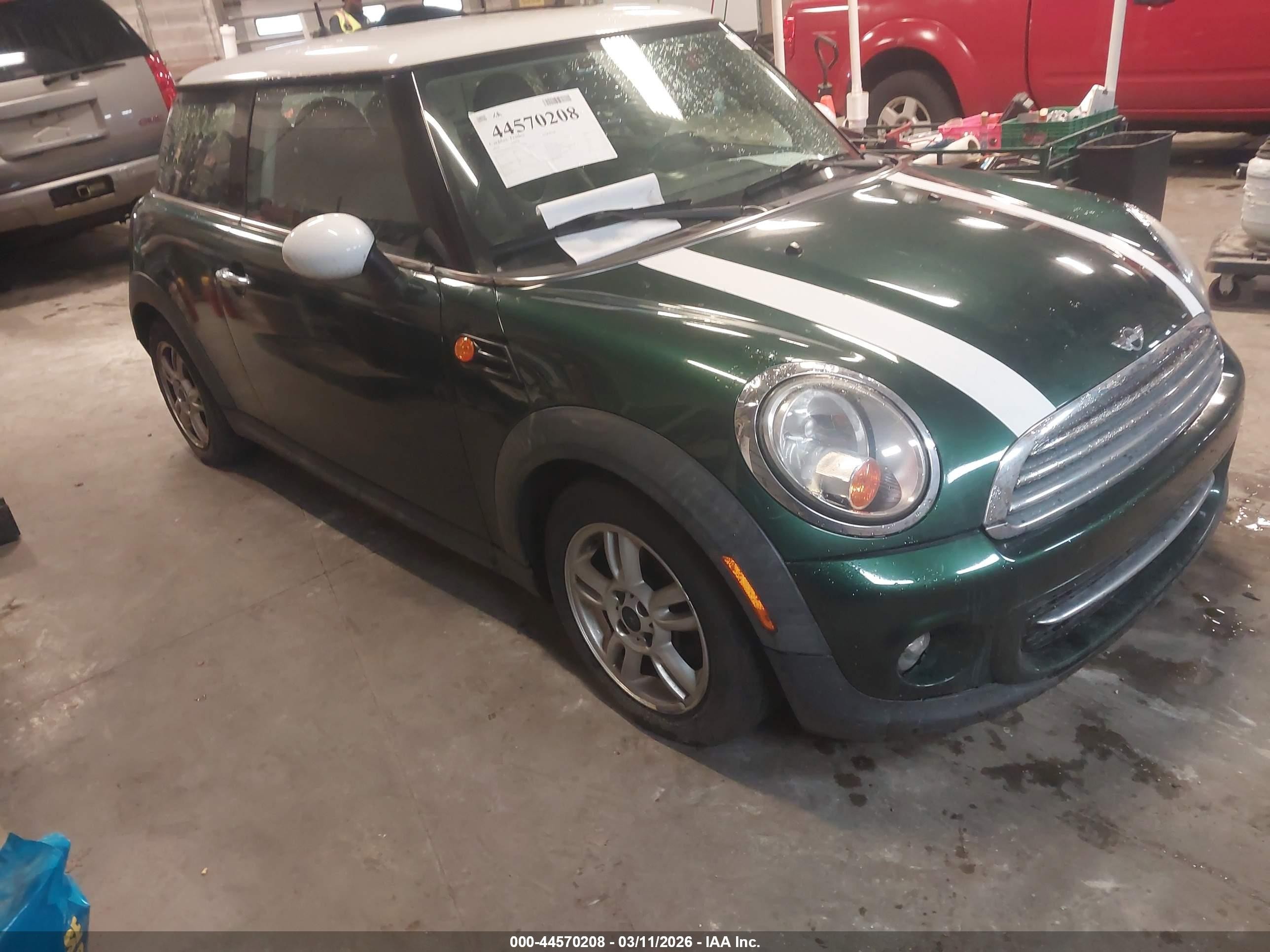 2012 MINI Hardtop, VIN WMWSU3C53CT254453 — Не указано
