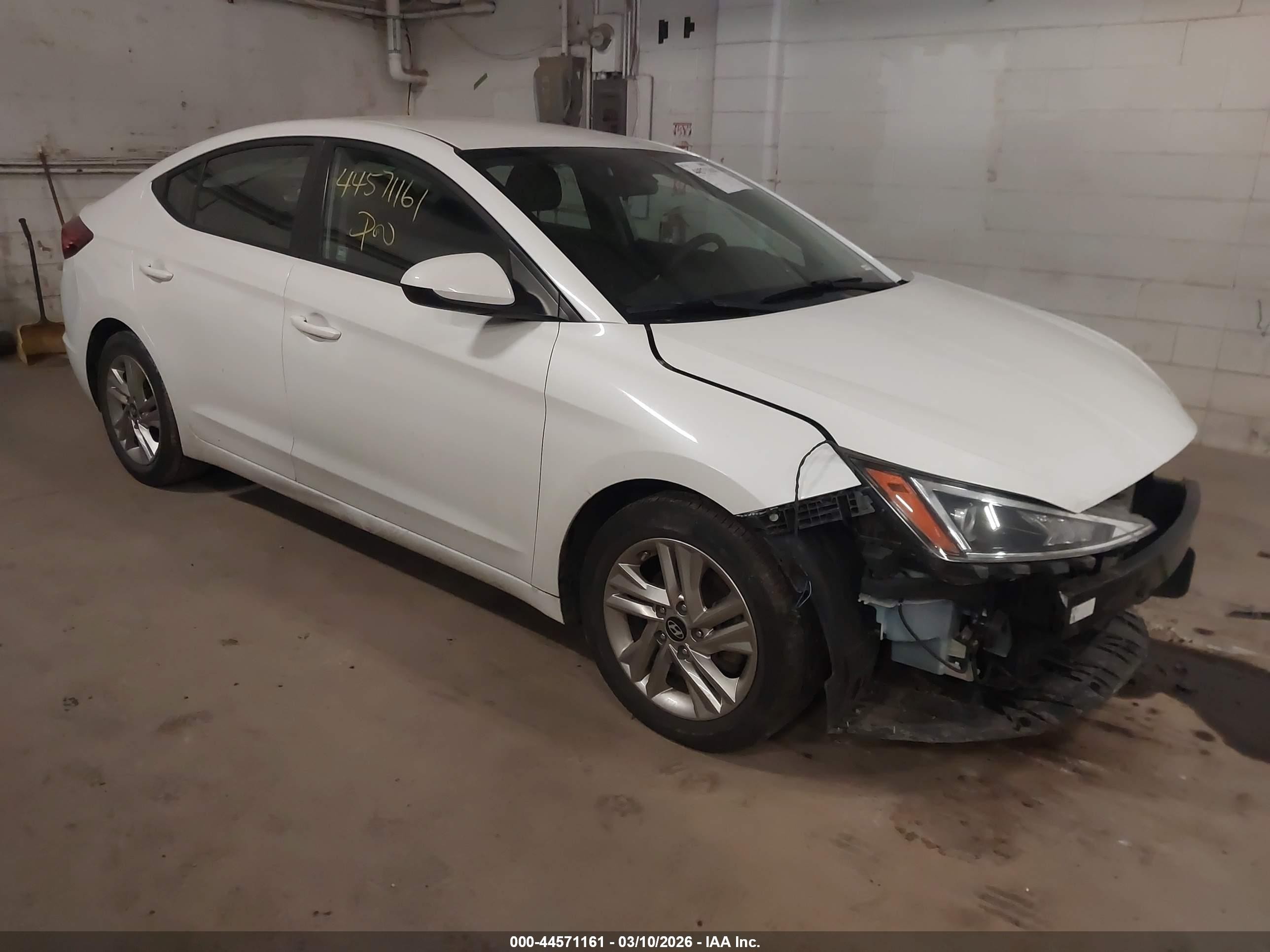 2019 Hyundai Elantra Value Edition, VIN 5NPD84LF5KH469219 — Front end