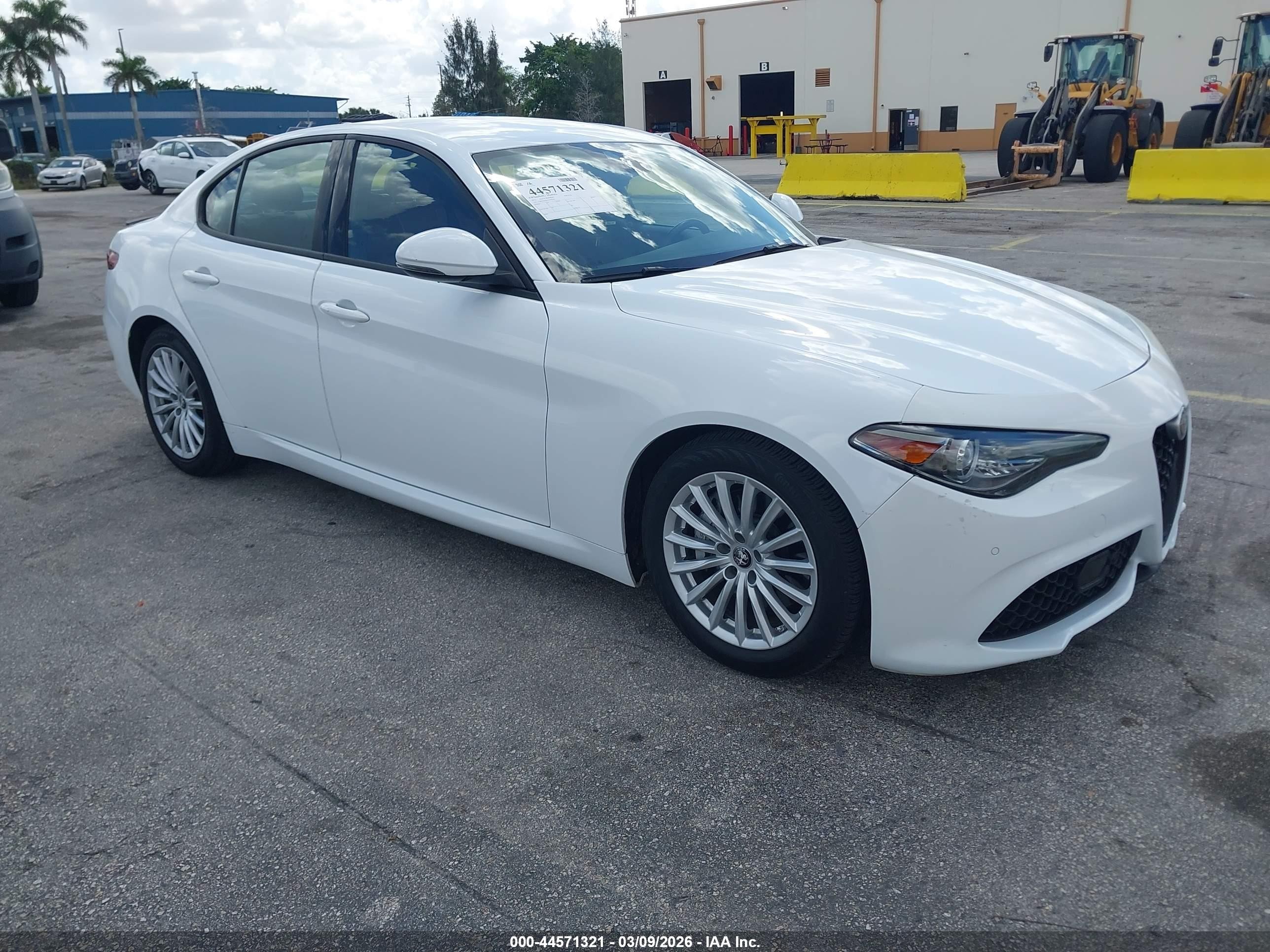 2022 Alfa Romeo Giulia, VIN ZARFAMAN5N7660726 — Normal wear