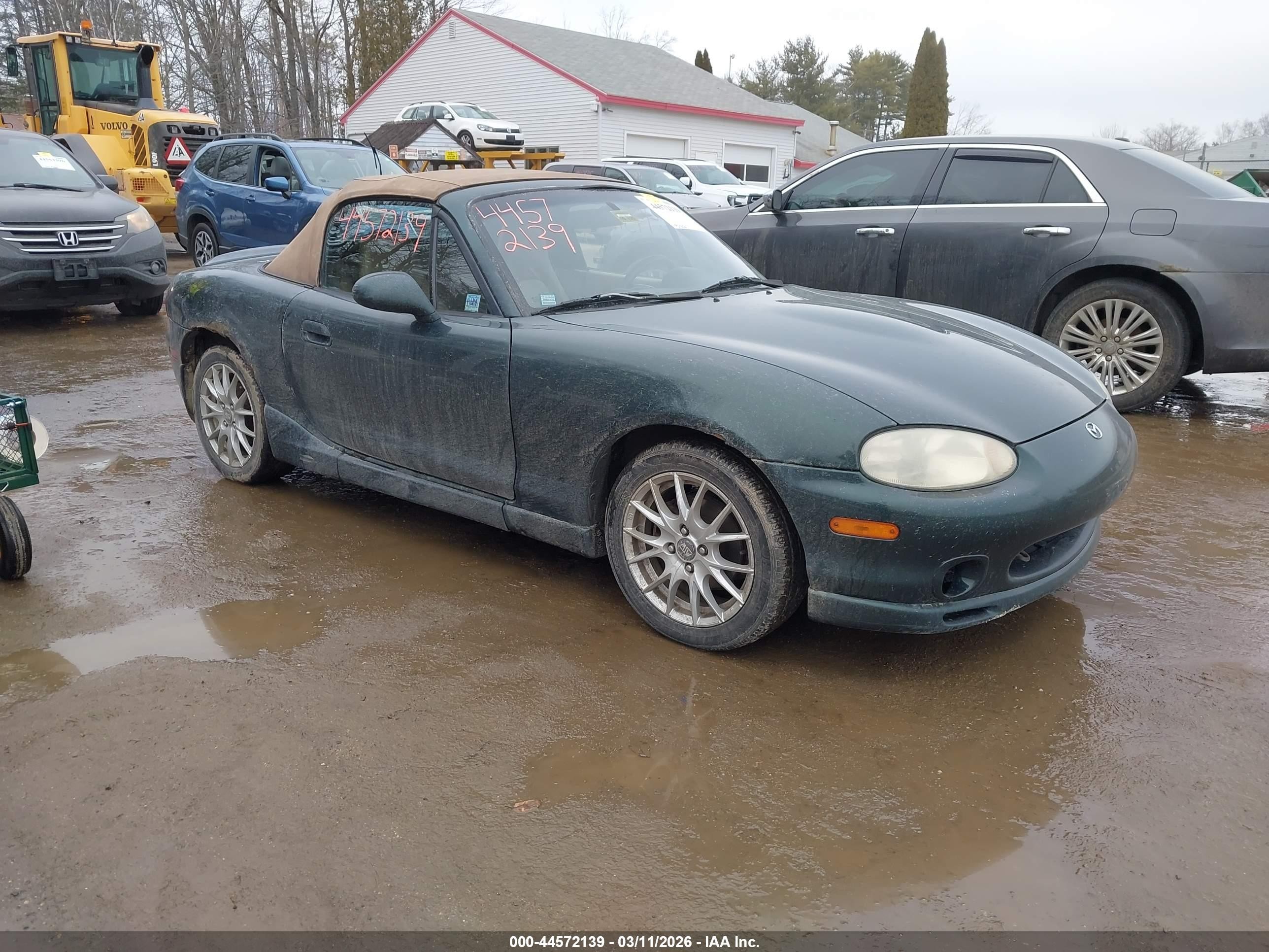 1999 Mazda MX-5 Miata, VIN JM1NB3534X0123069 — Normal wear