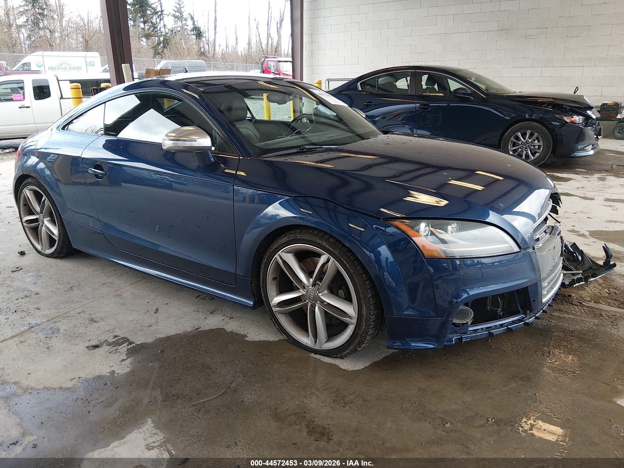 2013 Audi TTS 2.0T Prestige, VIN TRUK1AFK8D1001374 — Перед