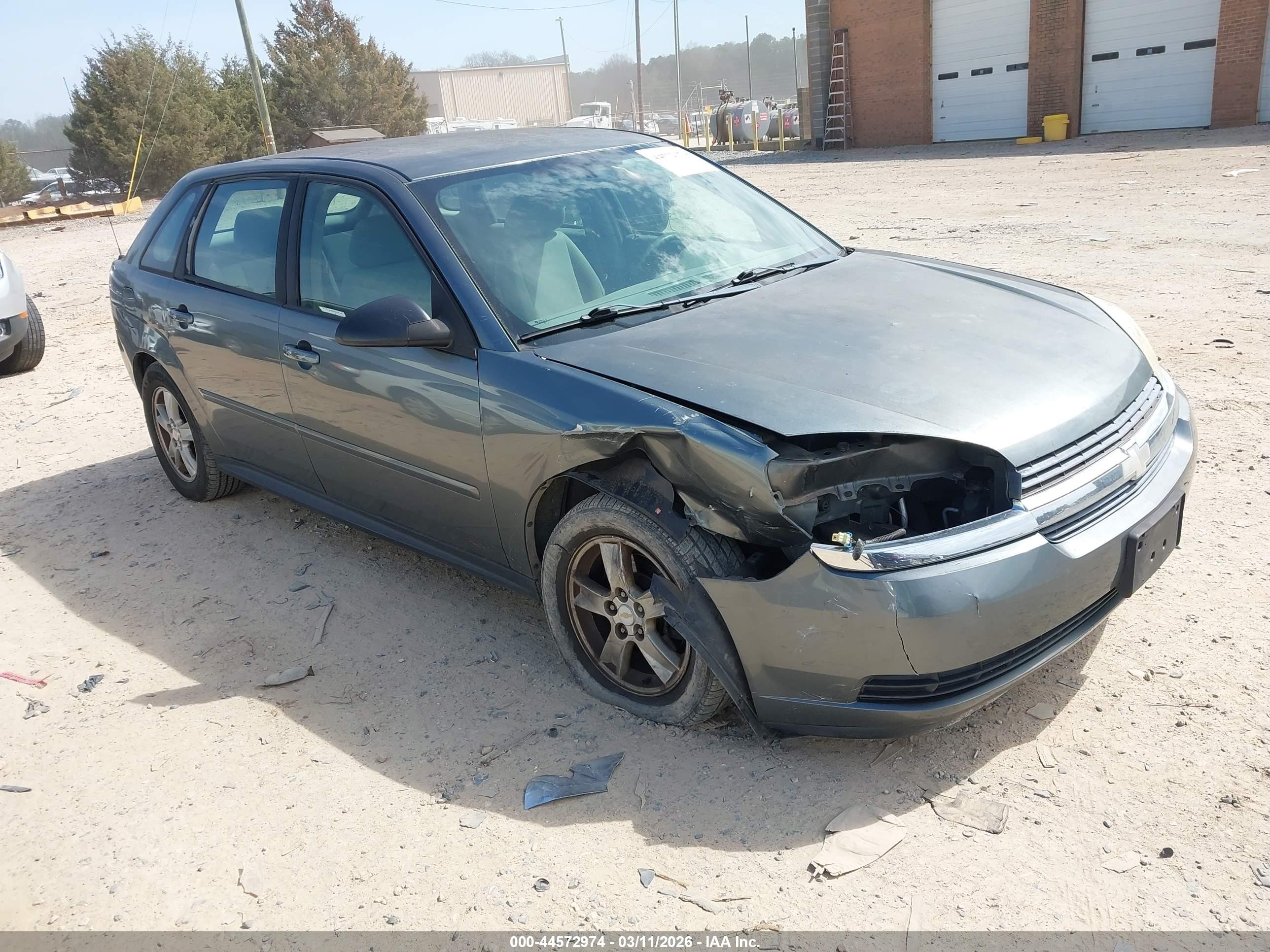 2004 Chevrolet Malibu Maxx LS, VIN 1G1ZT62824F188925 — Front end