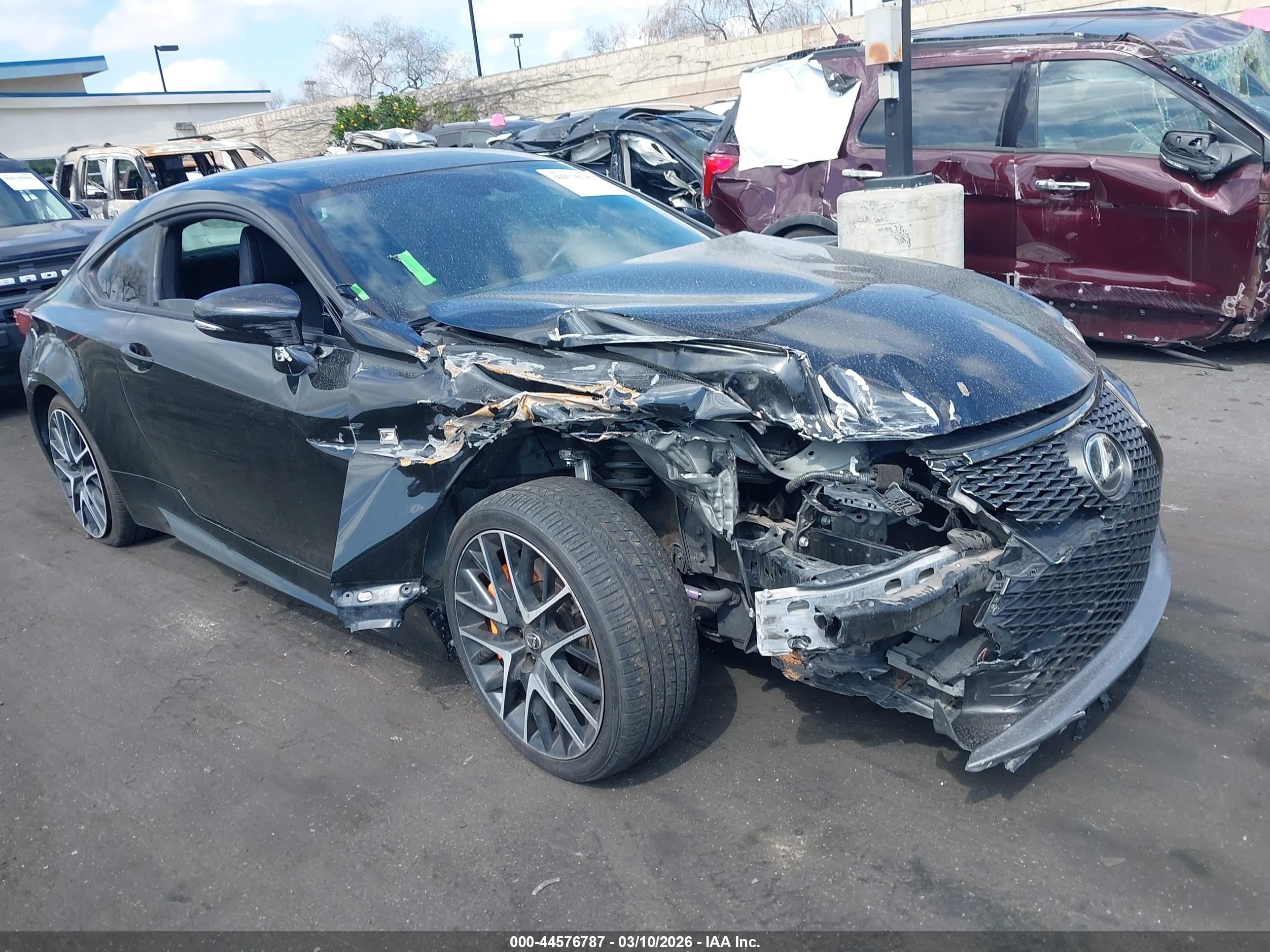 2018 Lexus RC 350, VIN JTHHZ5BC9J5019081 — Front end