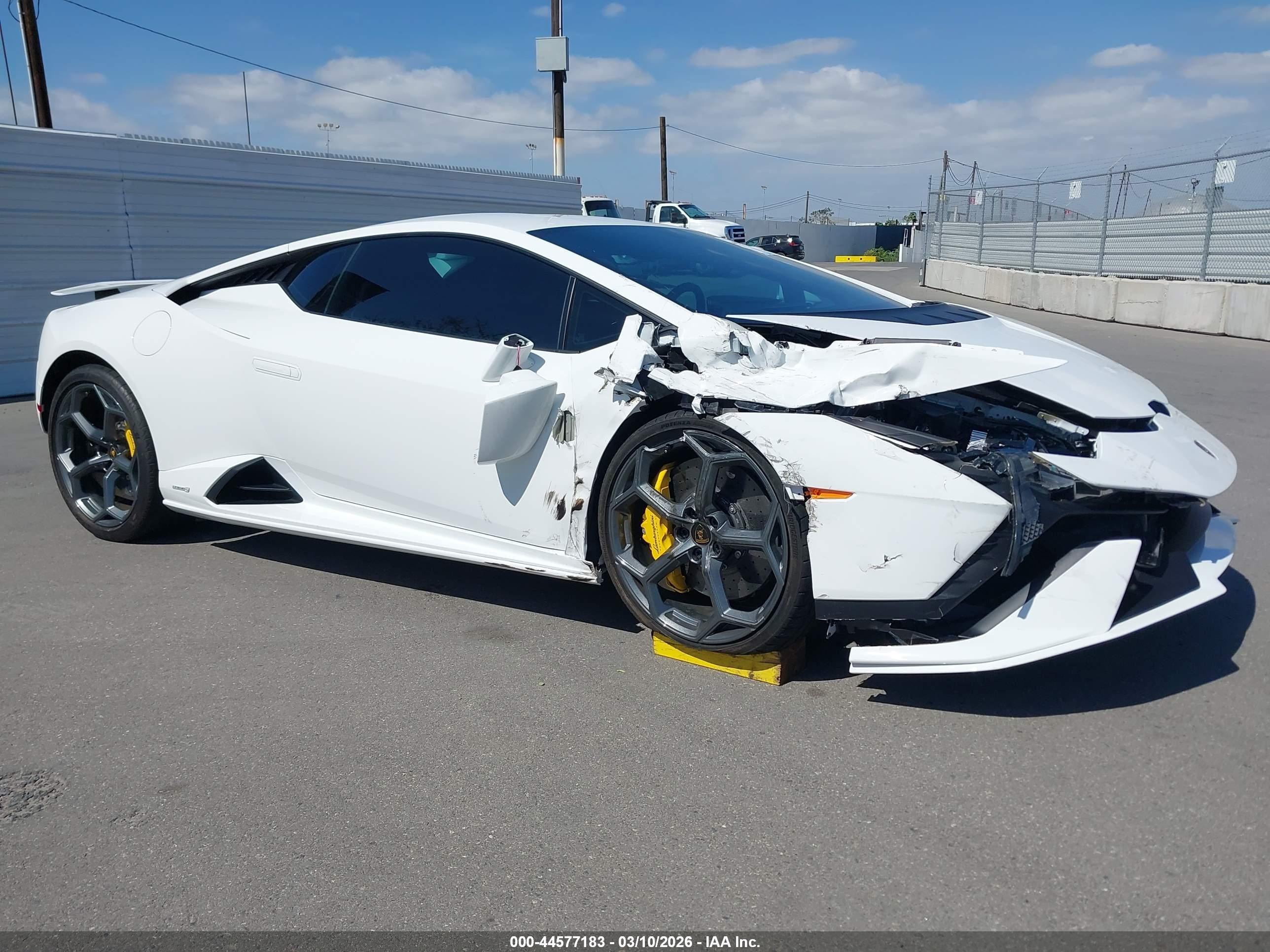 2024 Lamborghini Huracan Tecnica, VIN ZHWUB6ZF3RLA26054 — Front end